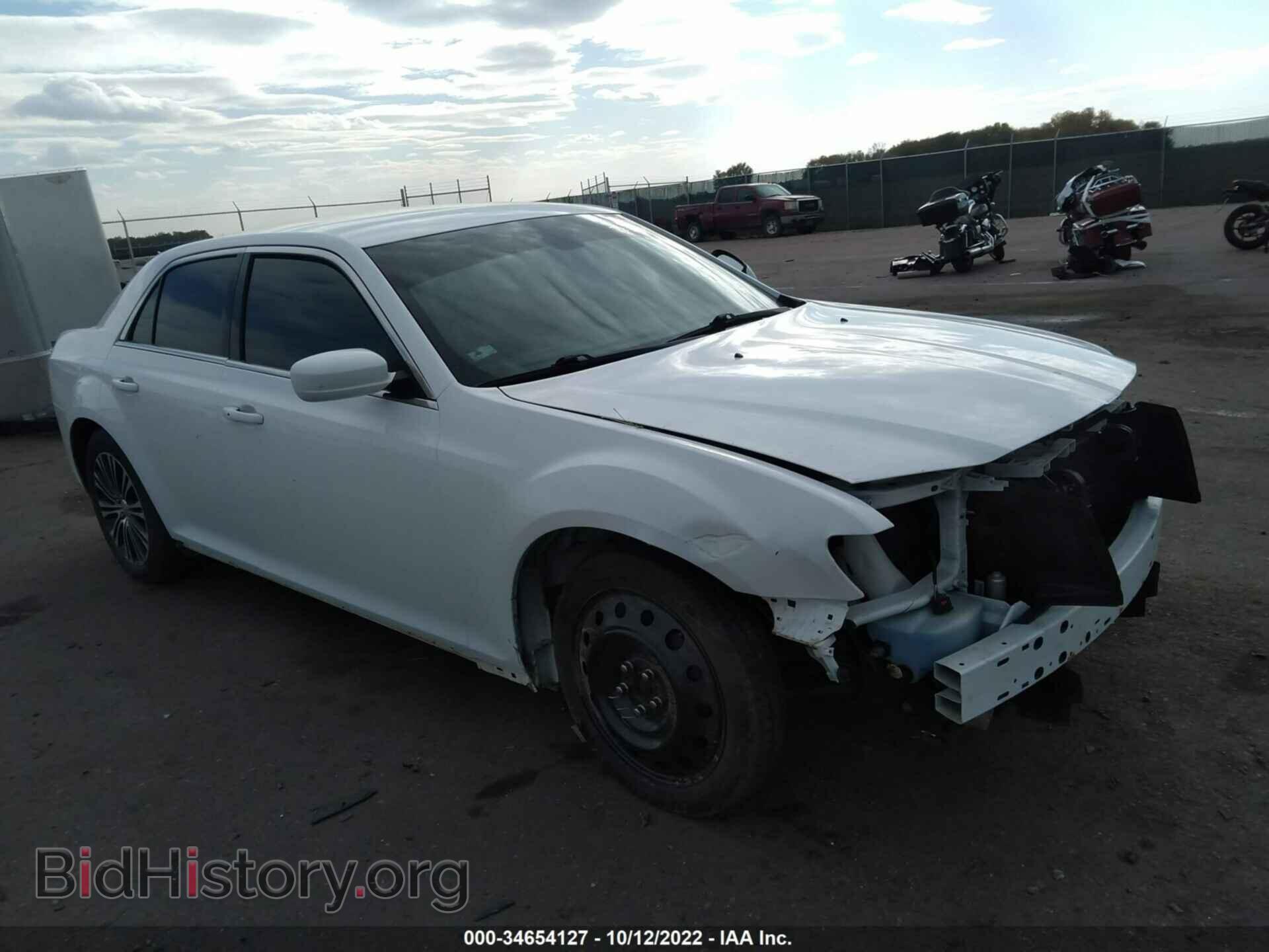 Фотография 2C3CCAJT4CH220314 - CHRYSLER 300 2012