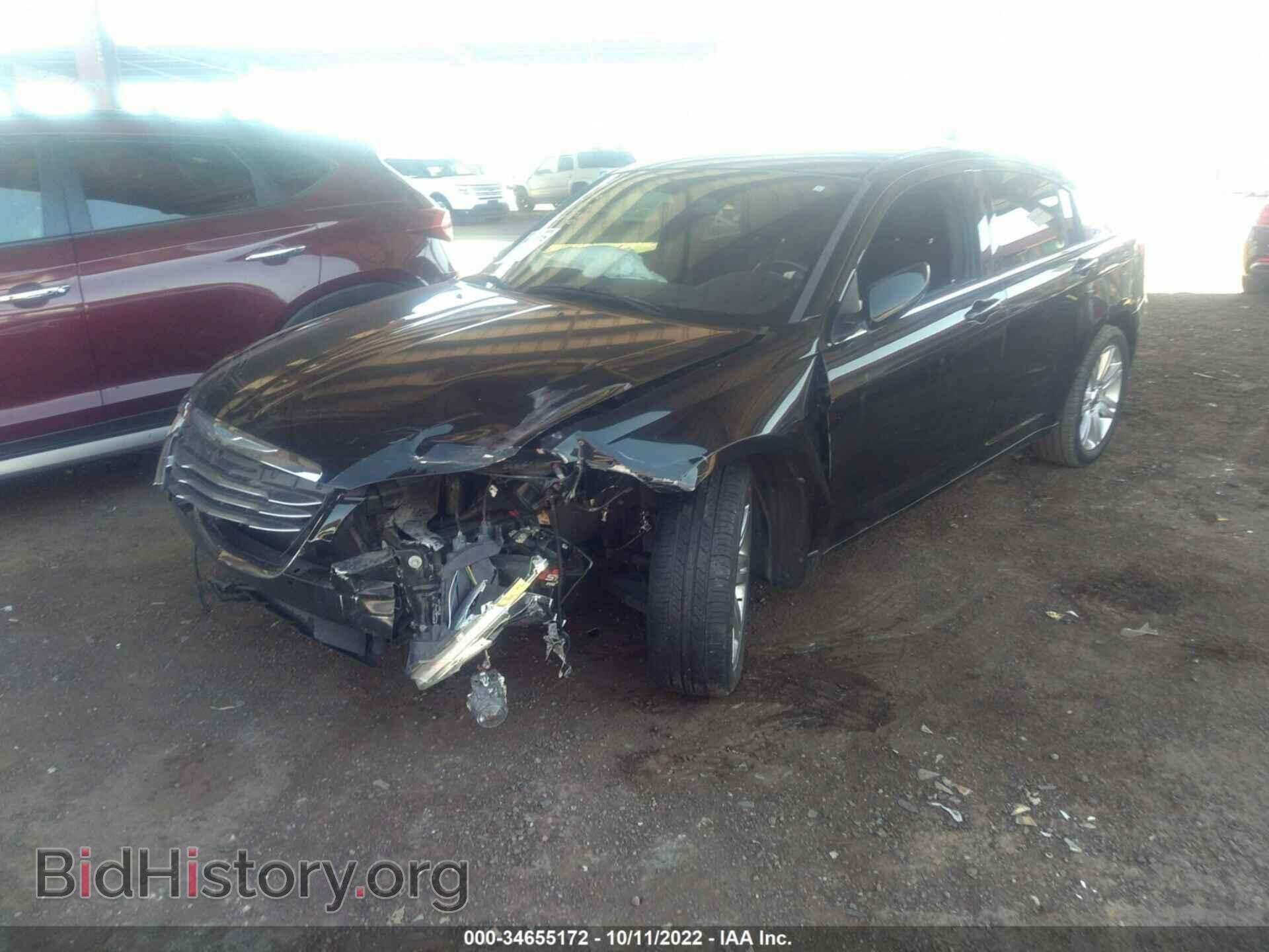 2012 CHRYSLER 200 - VIN: 1C3CCBBG3CN180175 - Фото 2