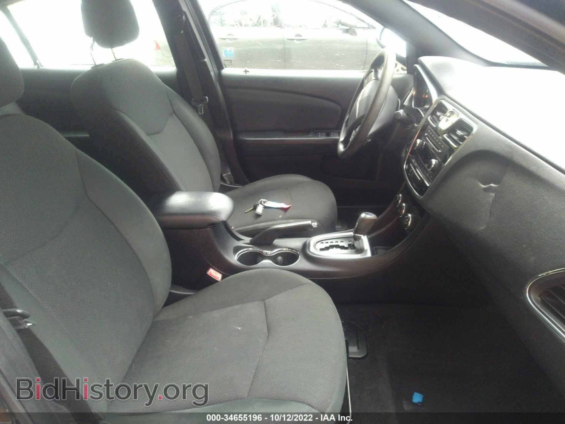 2012 CHRYSLER 200 - VIN: 1C3CCBAB8CN130247 - Фото 5