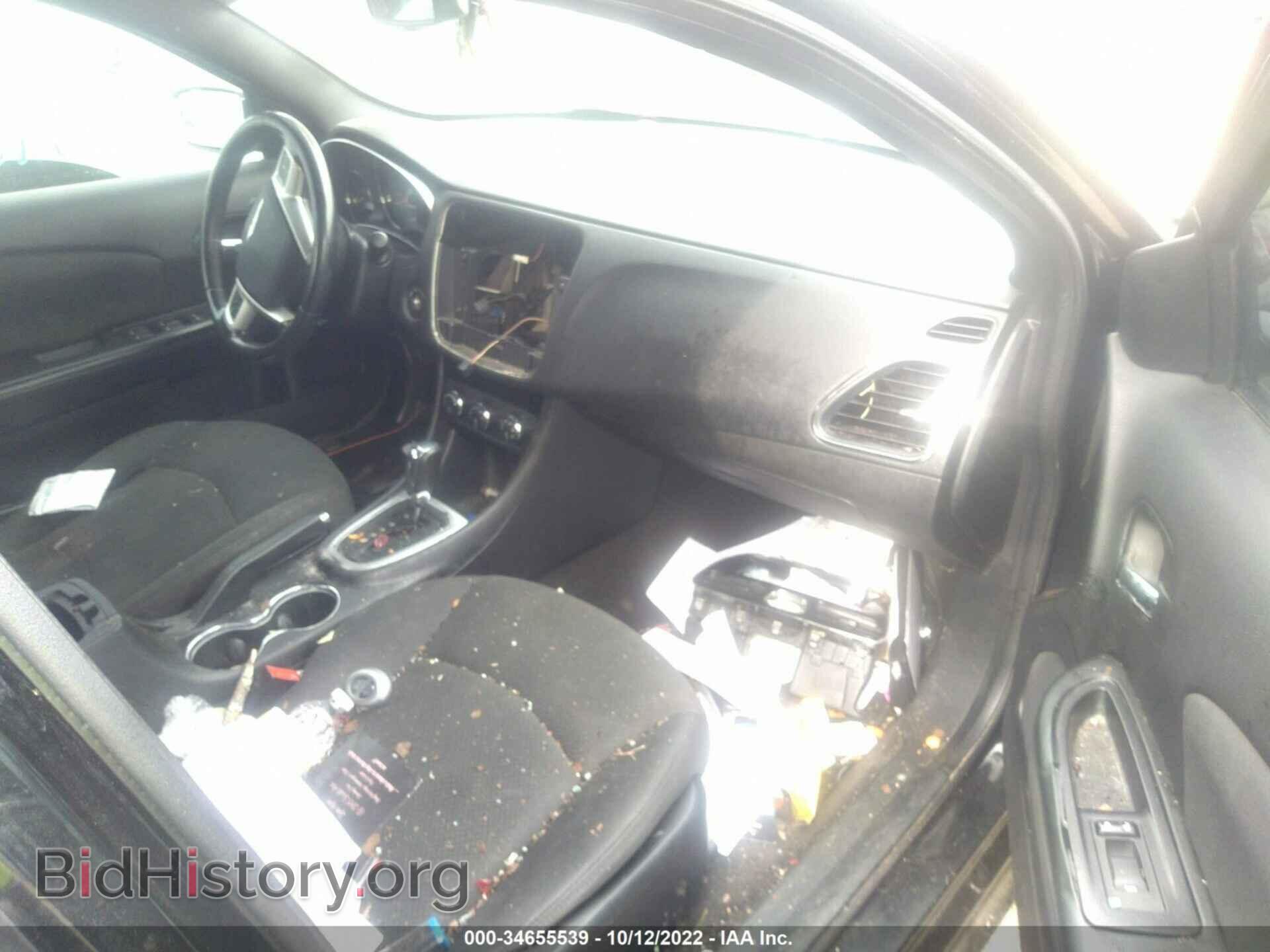 2011 CHRYSLER 200 - VIN: 1C3BC1FB3BN576948 - Photo 5
