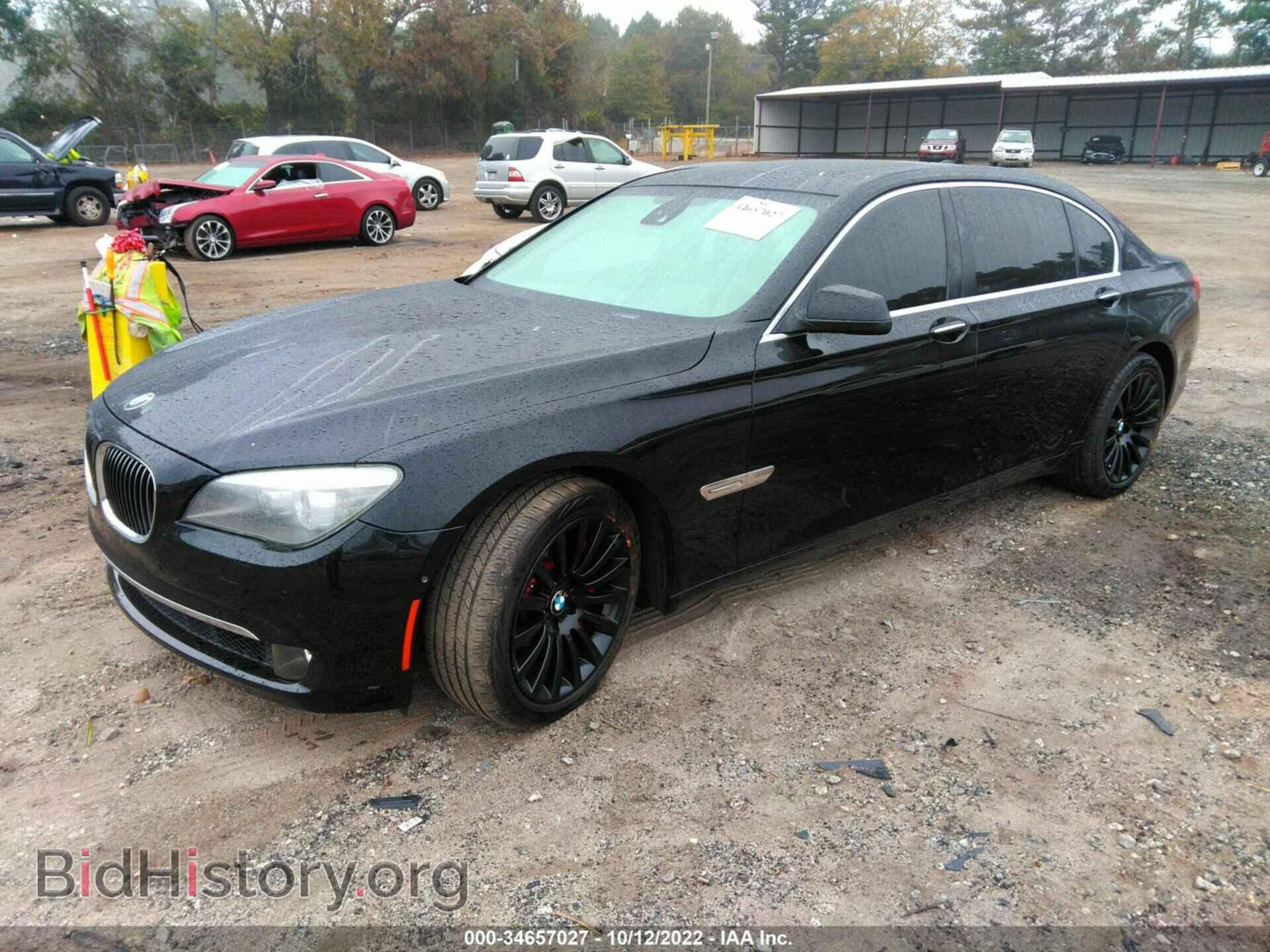 2012 BMW 7 SERIES - VIN: WBAKB8C58CDX20696 - Фото 2