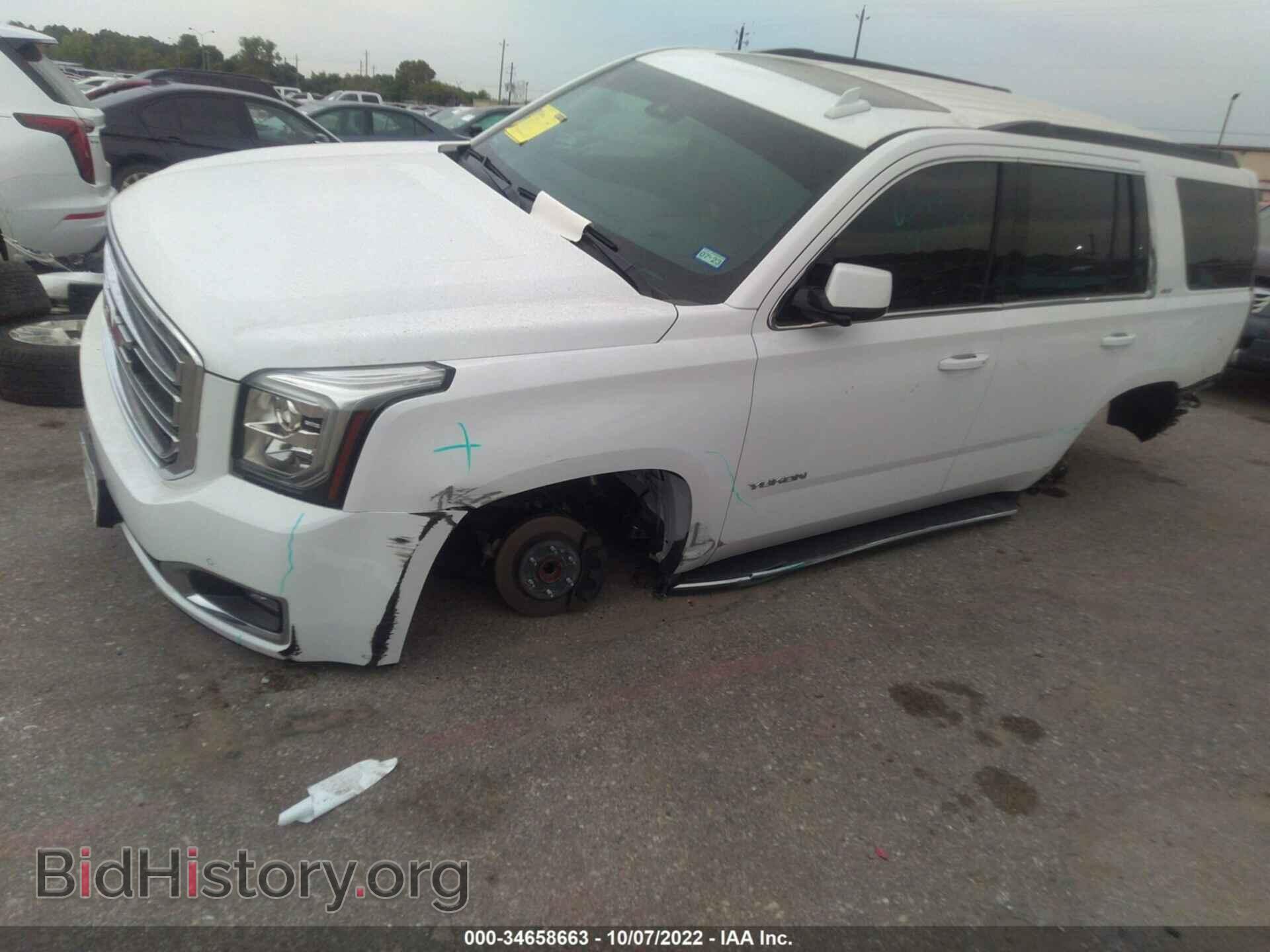 2020 GMC YUKON - VIN: 1GKS1BKC2LR278167 - Фото 2