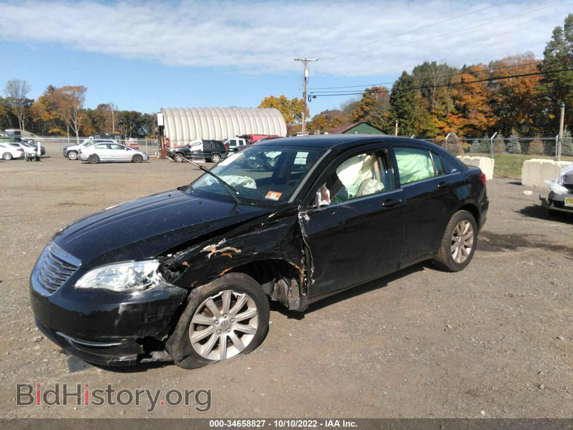 2013 CHRYSLER 200 - VIN: 1C3CCBBB6DN597196 - Фото 2