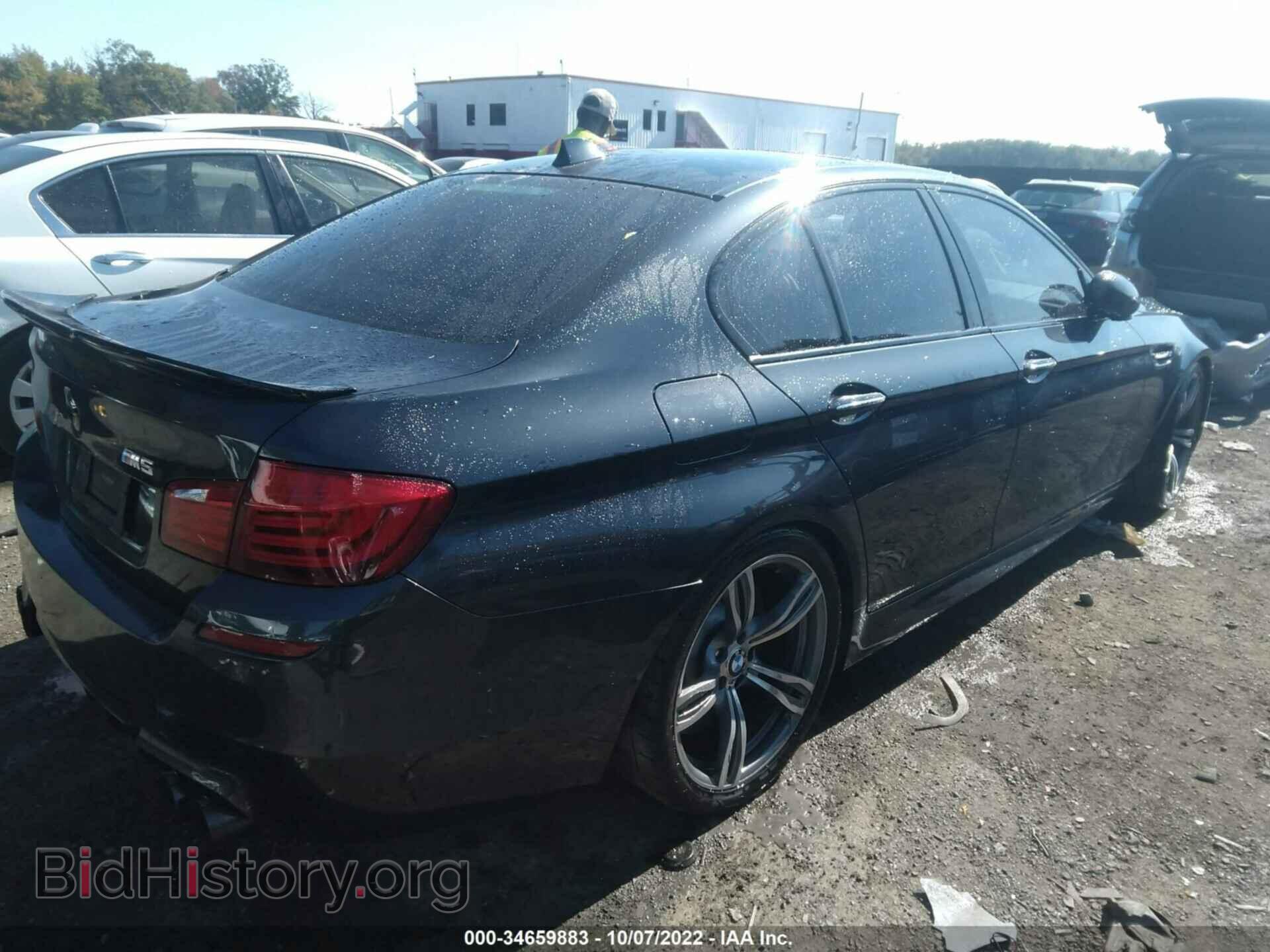 2013 BMW M5 - VIN: WBSFV9C50DD095982 - Фото 4