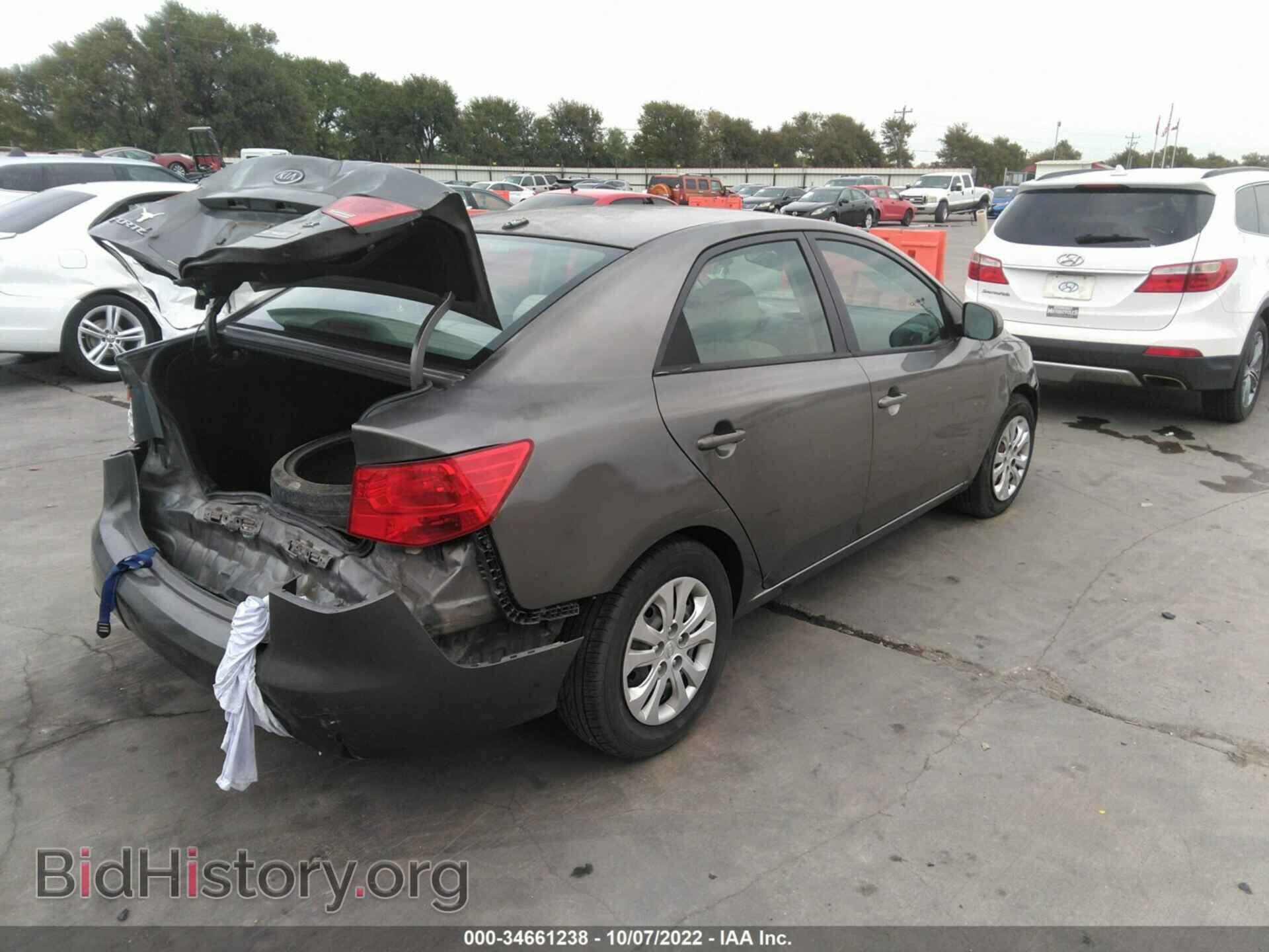 2011 KIA FORTE - VIN: KNAFU4A23B5452825 - Фото 4