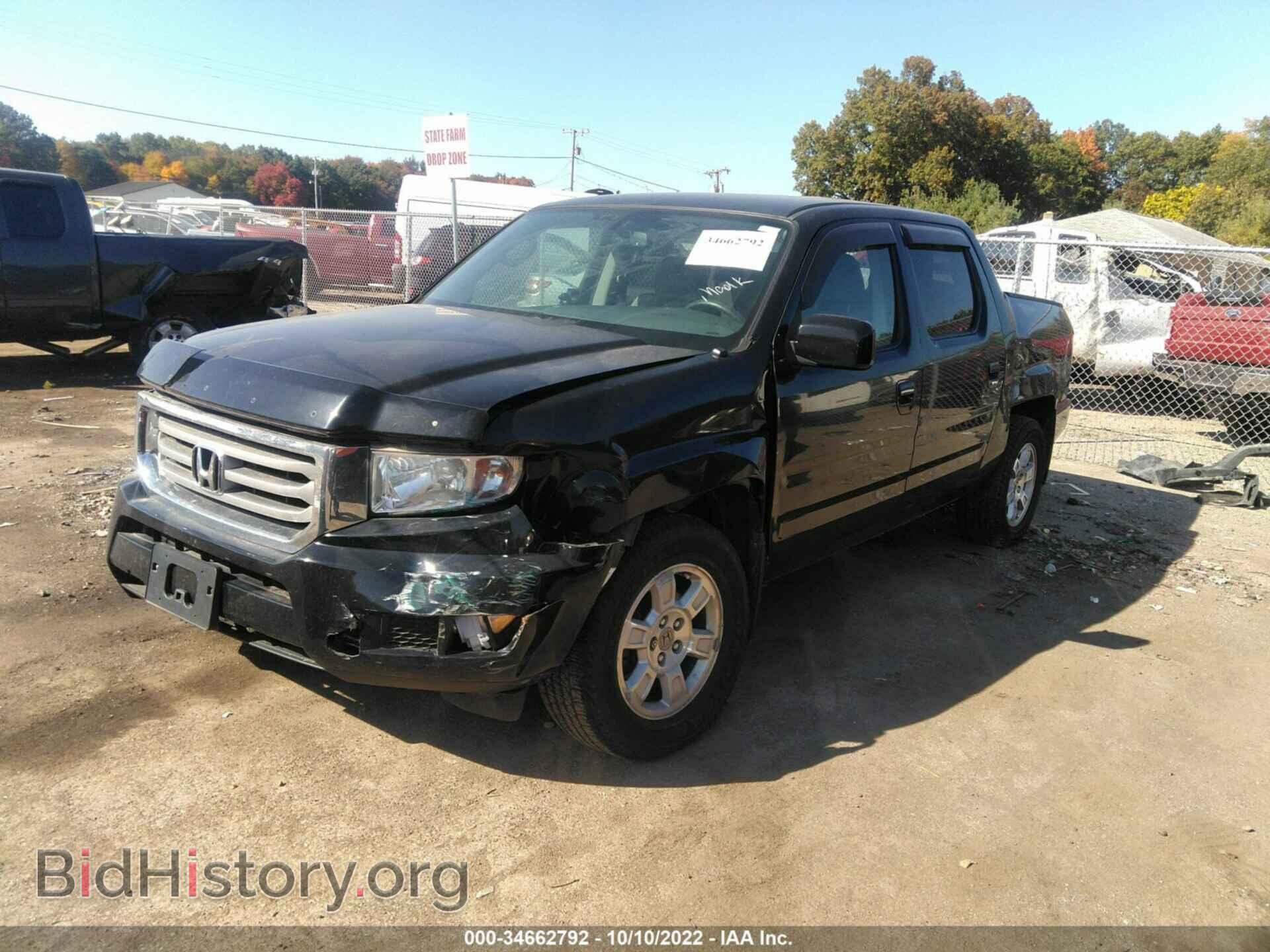 2013 HONDA RIDGELINE - VIN: 5FPYK1F45DB013015 - Фото 2