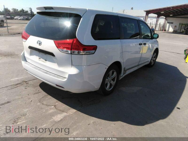 2013 Toyota SIENNA (VIN 5TDZK3DC8DS375614) — фото 4 из 11