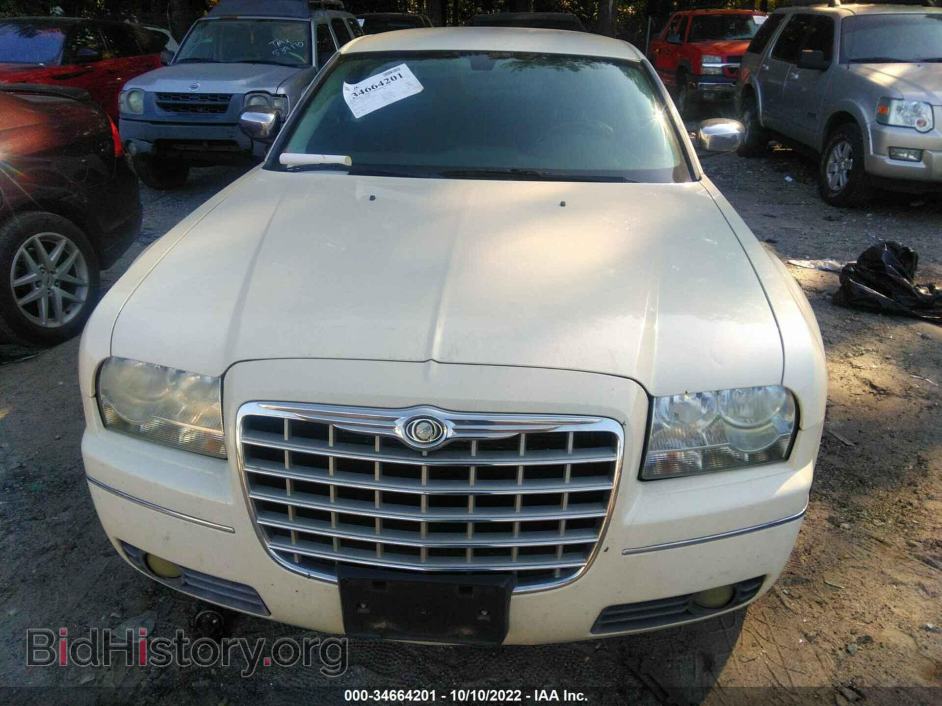 2010 CHRYSLER 300 - VIN: 2C3CA5CV7AH235835 - Фото 6
