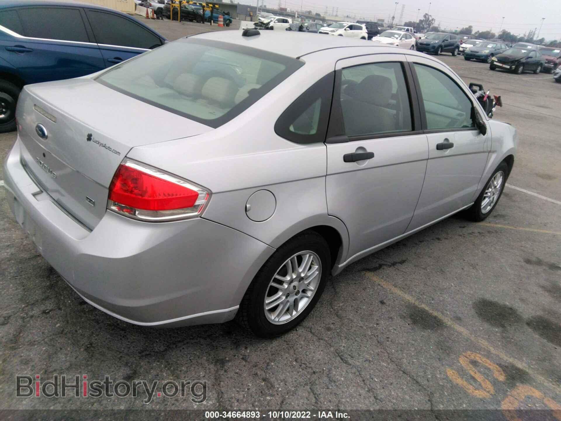 2009 FORD FOCUS - VIN: 1FAHP35N39W176402 - Фото 4