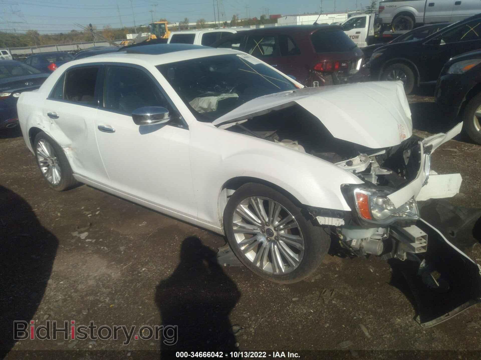 Фотография 2C3CCAEG2DH504734 - CHRYSLER 300 2013