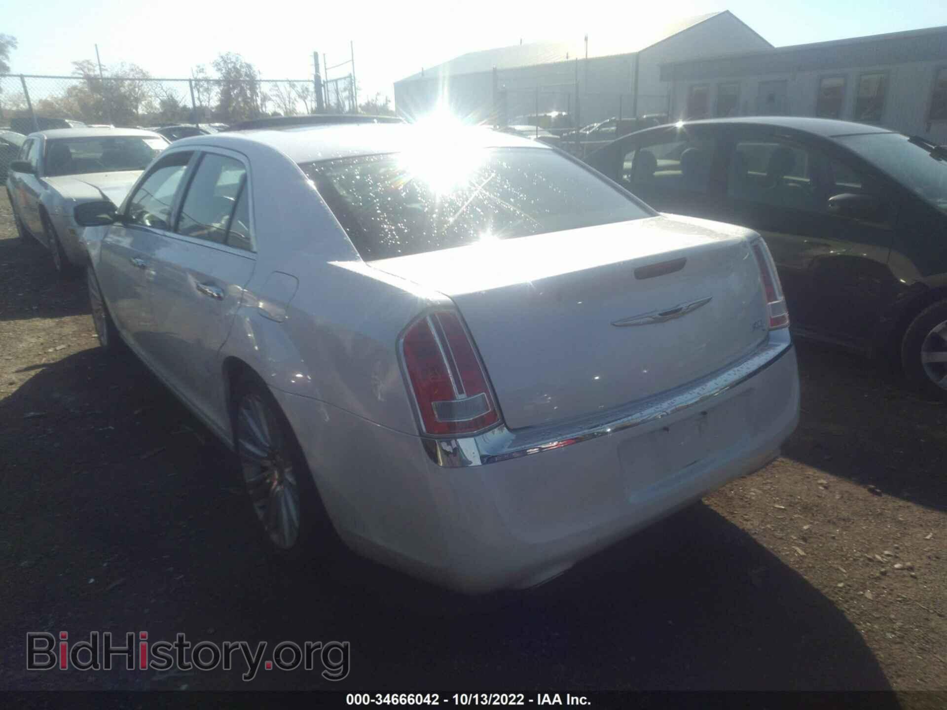 2013 CHRYSLER 300 - VIN: 2C3CCAEG2DH504734 - Фото 3