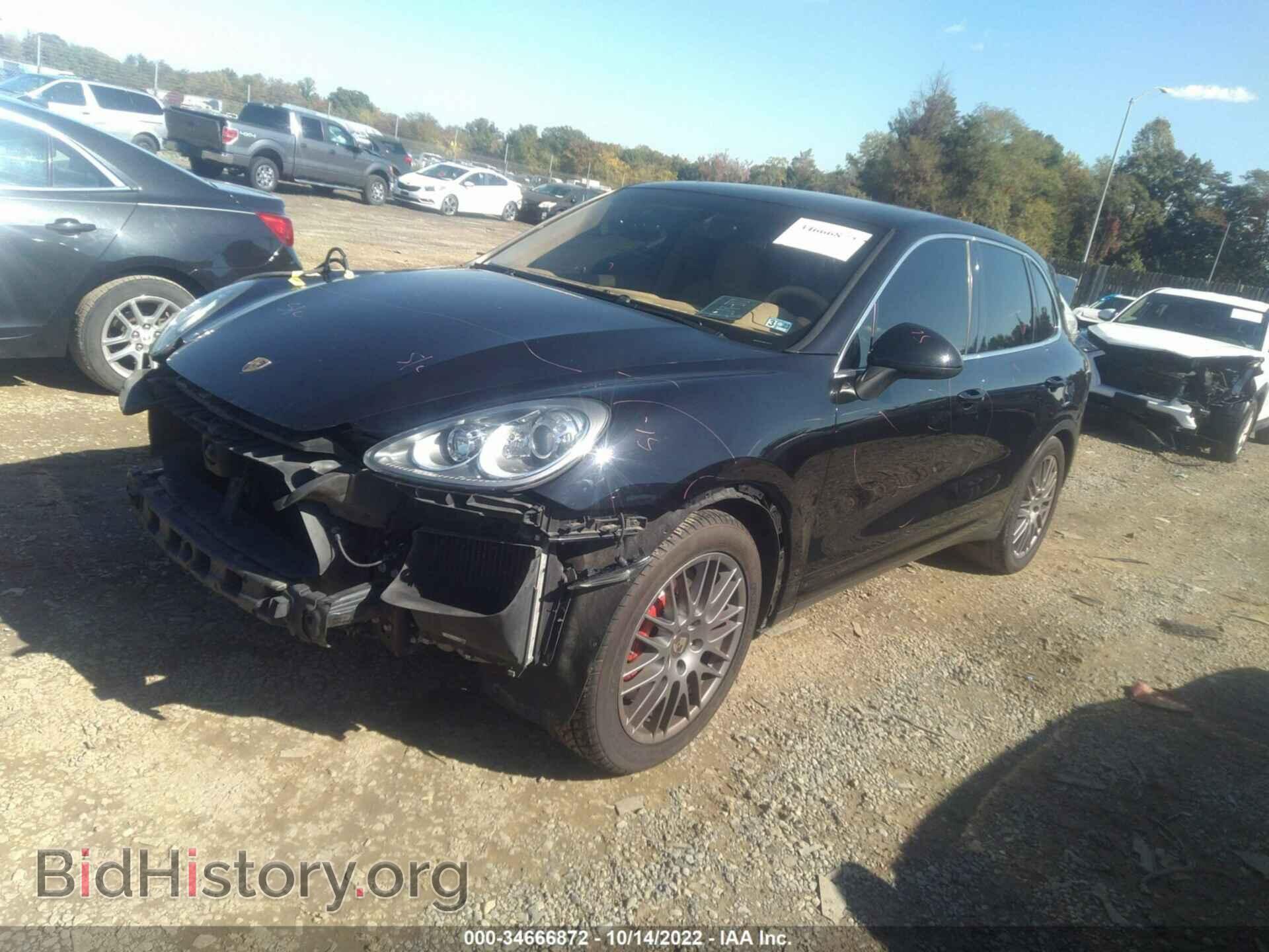 2011 PORSCHE CAYENNE - VIN: WP1AC2A22BLA81557 - Фото 2