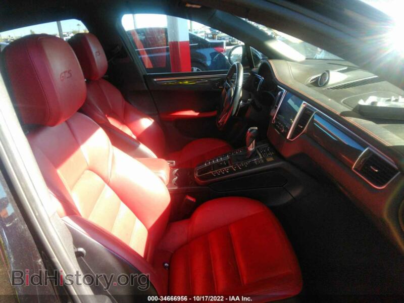 2018 Porsche MACAN (VIN WP1AG2A51JLB62160) — photo 5 of 10