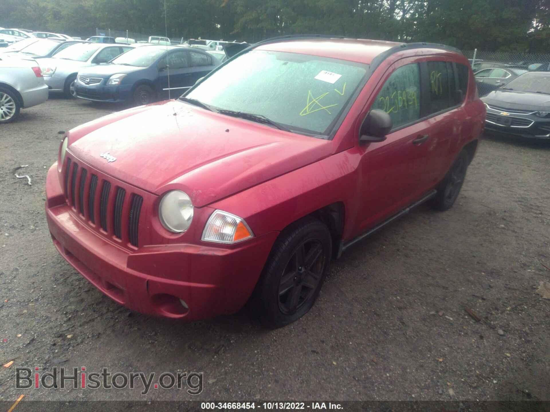 2007 JEEP COMPASS - VIN: 1J8FT47W27D123961 - Фото 2