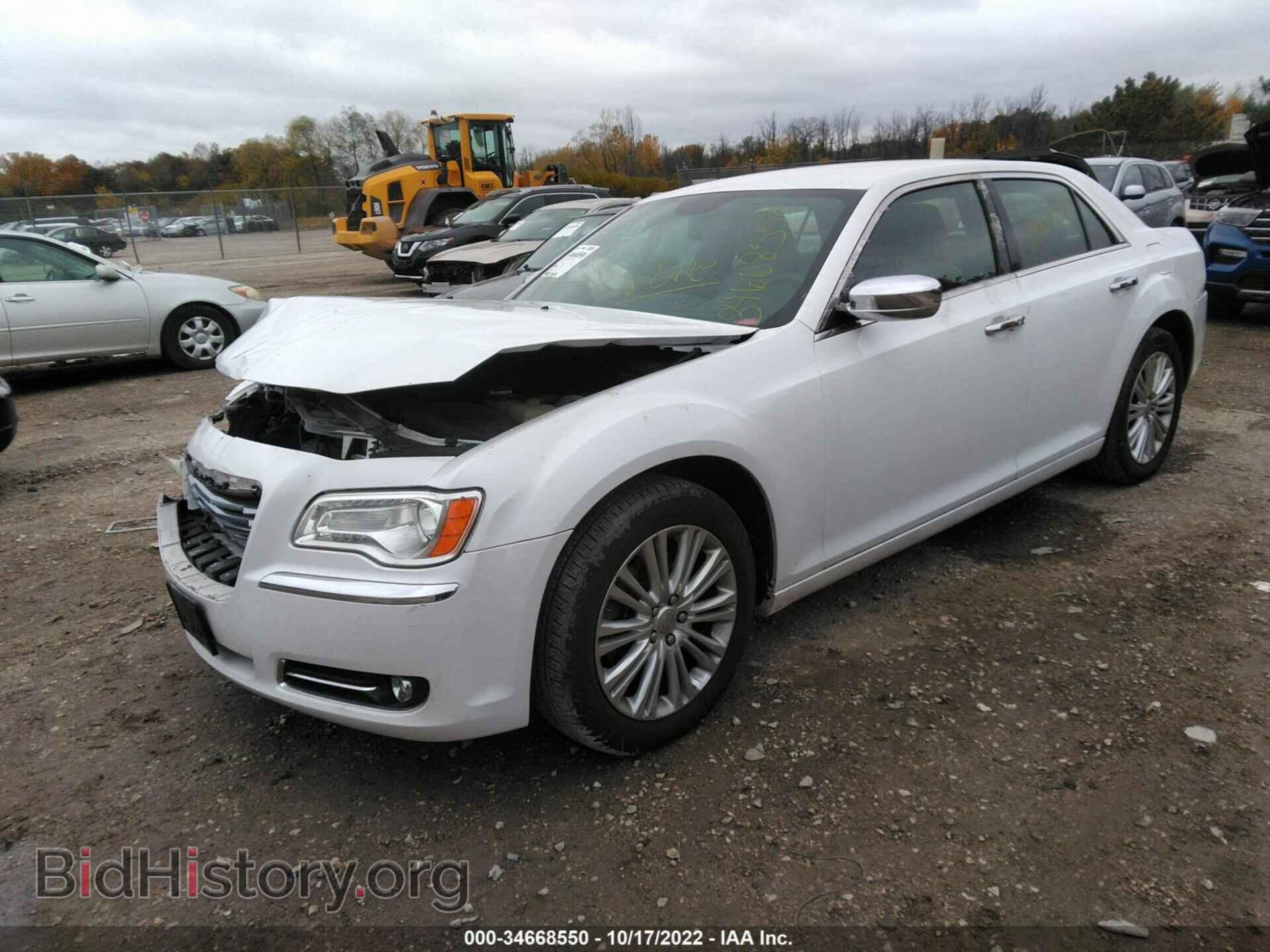 2013 CHRYSLER 300 - VIN: 2C3CCARGXDH612173 - Фото 2