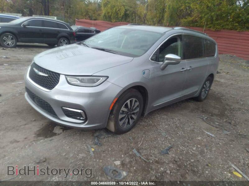 2021 Chrysler PACIFICA (VIN 2C4RC1S74MR590312) — photo 2 of 11