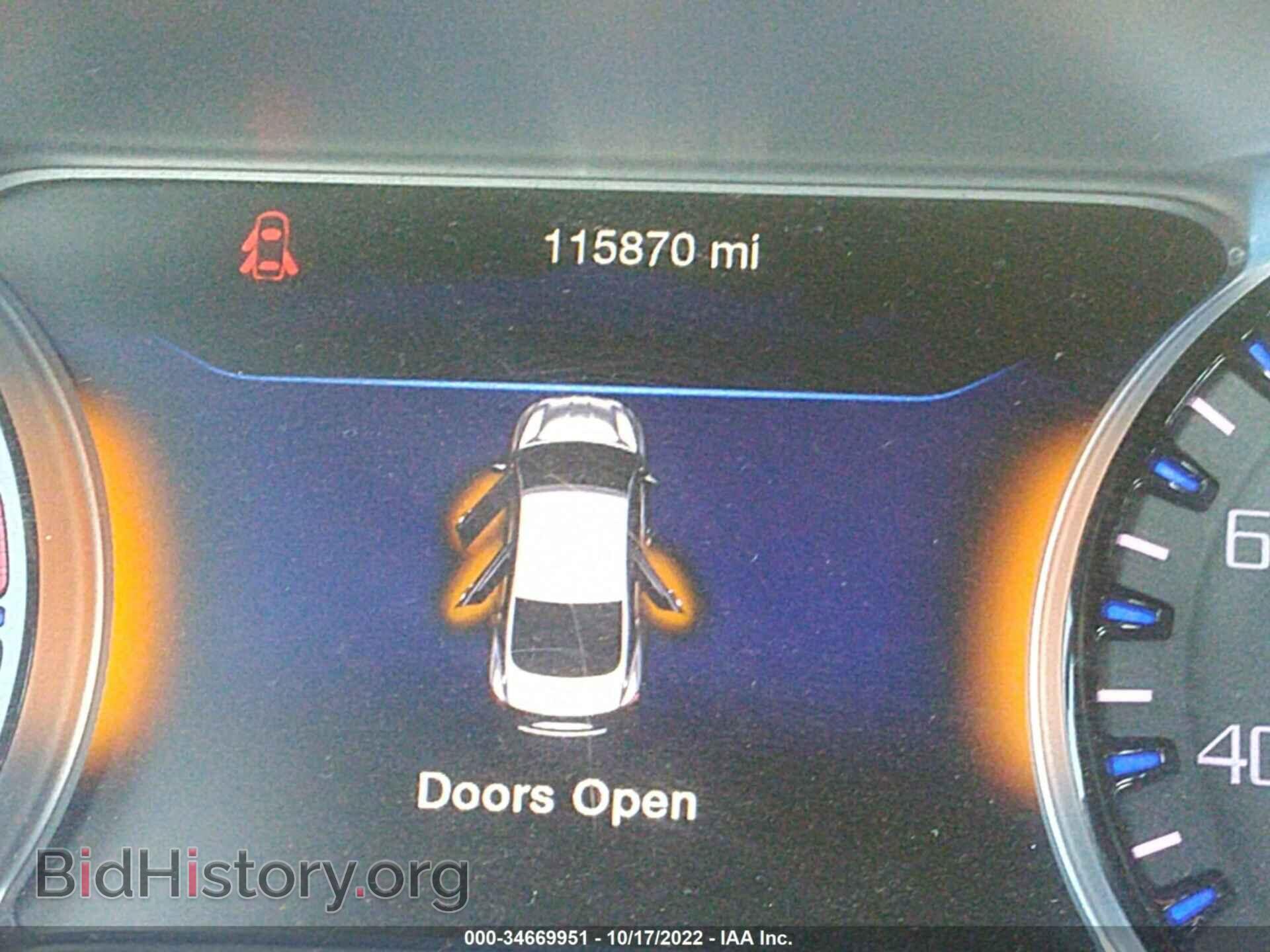 2016 CHRYSLER 200 - VIN: 1C3CCCBB5GN173695 - Фото 7