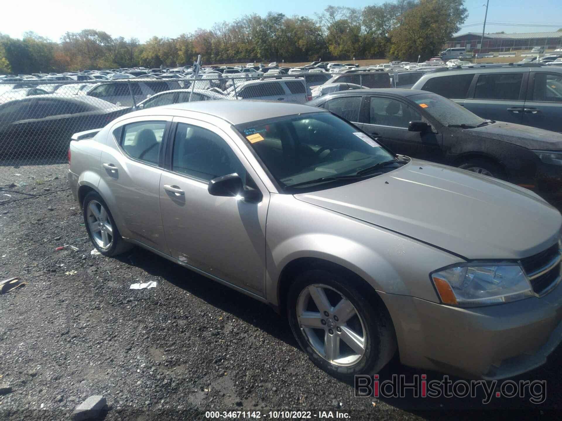 Photo 1B3LC56R88N201426 - DODGE AVENGER 2008