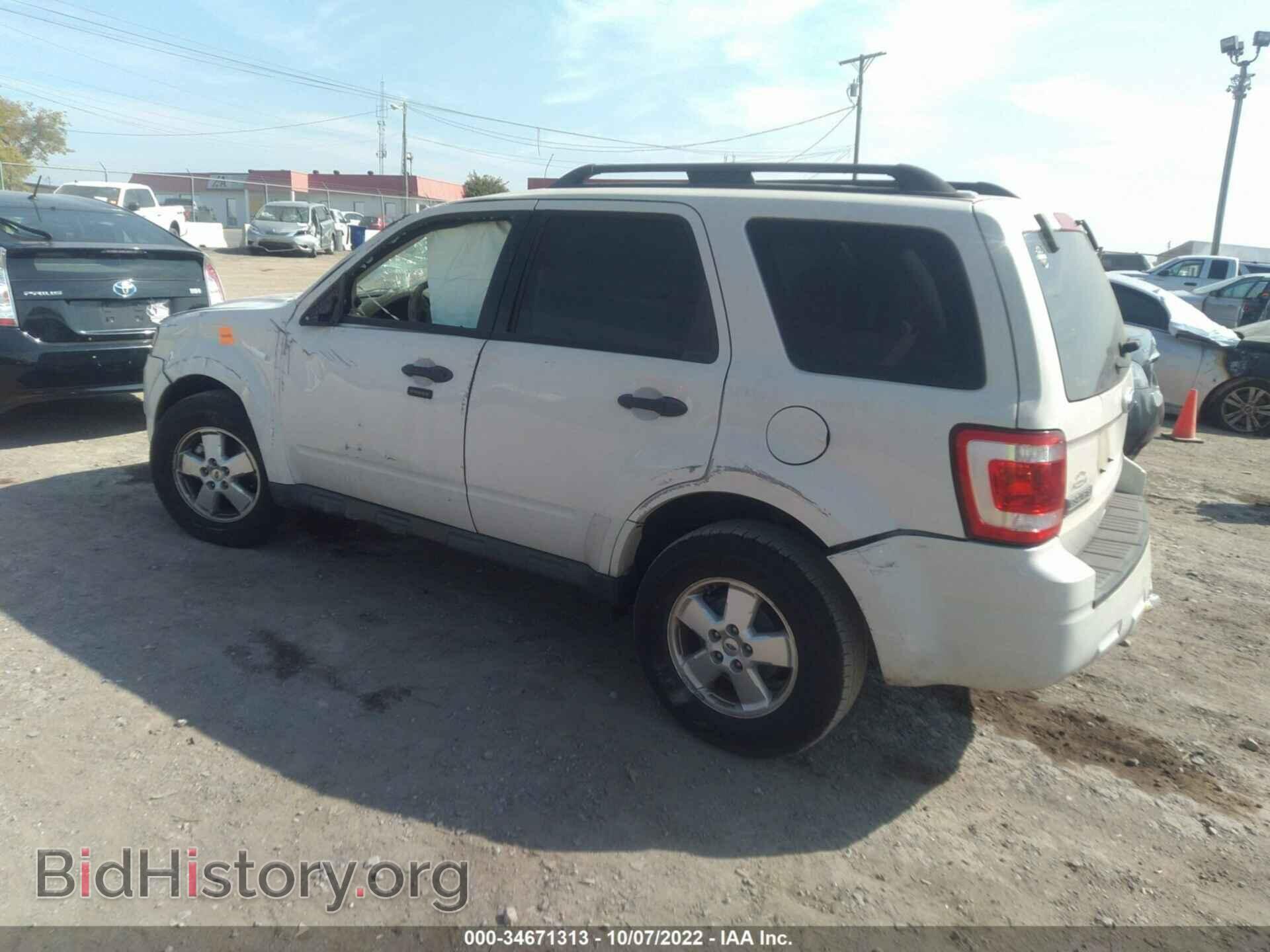 2012 FORD ESCAPE - VIN: 1FMCU0D71CKC23502 - Фото 3