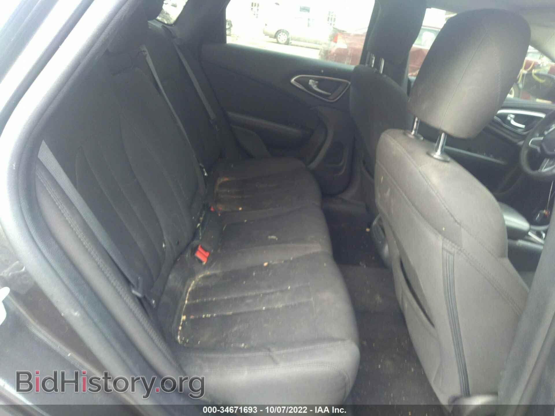 2016 CHRYSLER 200 - VIN: 1C3CCCAB5GN155649 - Фото 8