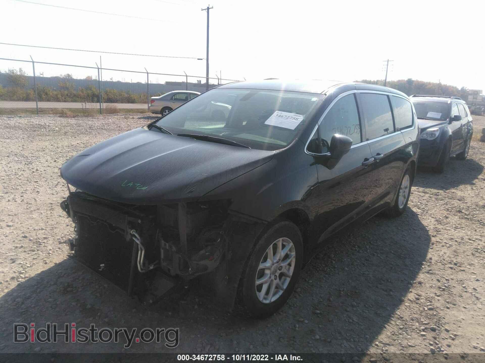 2017 CHRYSLER PACIFICA - VIN: 2C4RC1DGXHR578961 - Photo 2