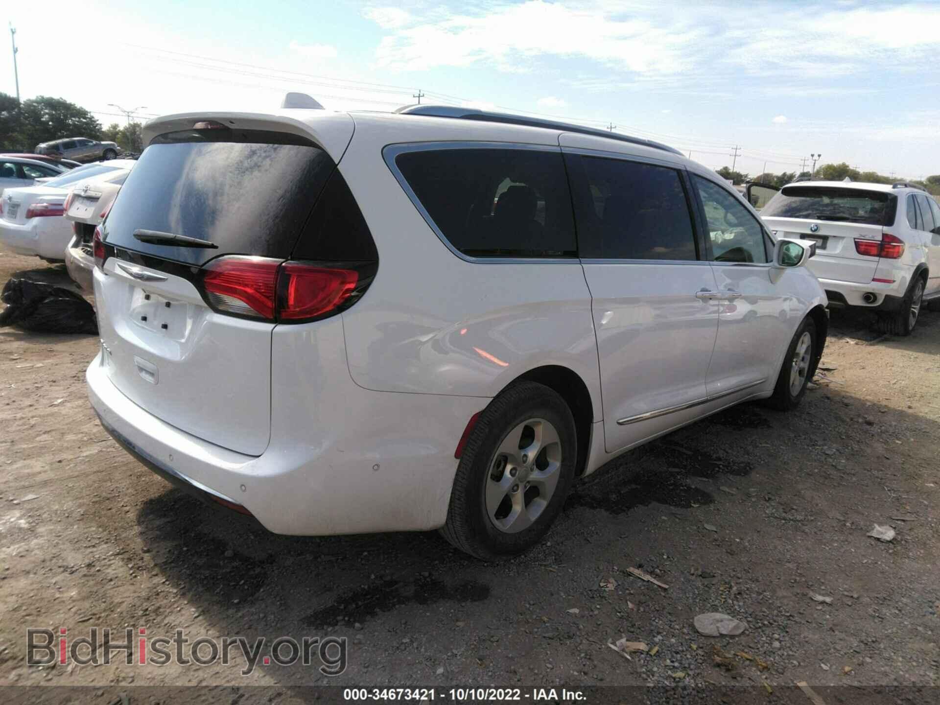 2017 CHRYSLER PACIFICA - VIN: 2C4RC1EG1HR520820 - Фото 4