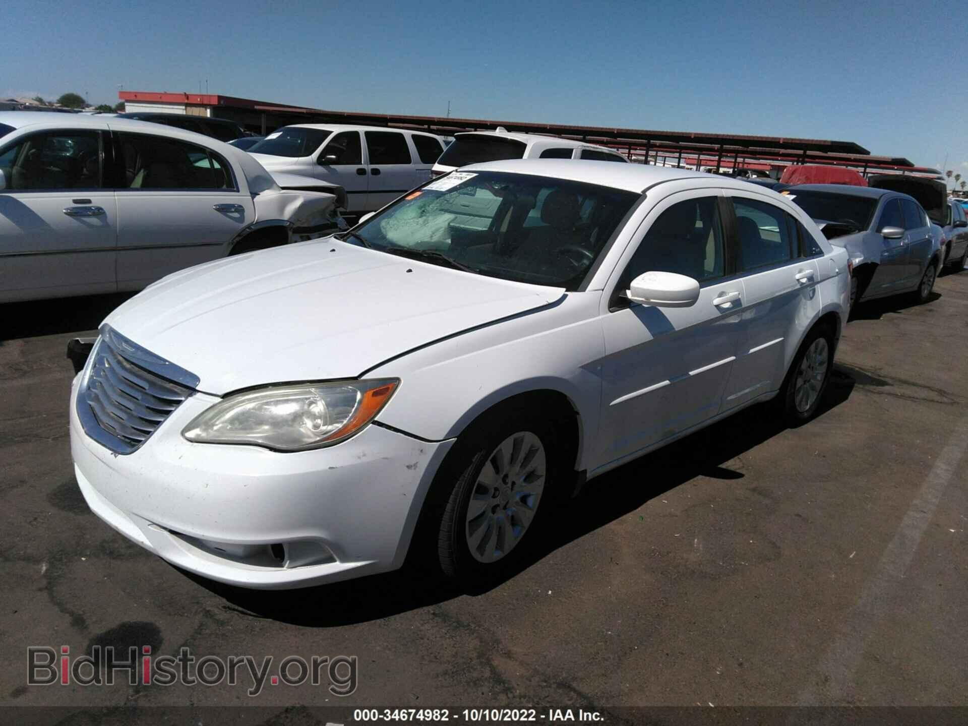 2012 CHRYSLER 200 - VIN: 1C3CCBAB4CN226022 - Photo 2