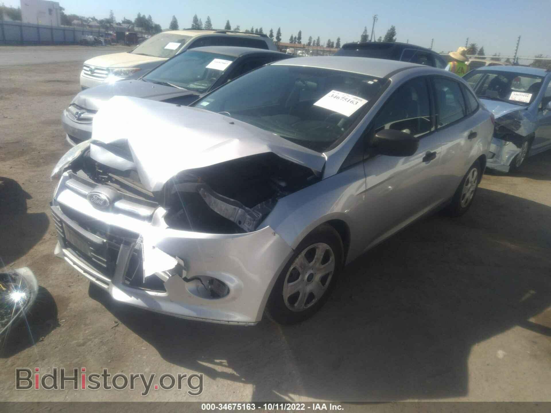 2014 FORD FOCUS - VIN: 1FADP3E23EL375112 - Фото 2