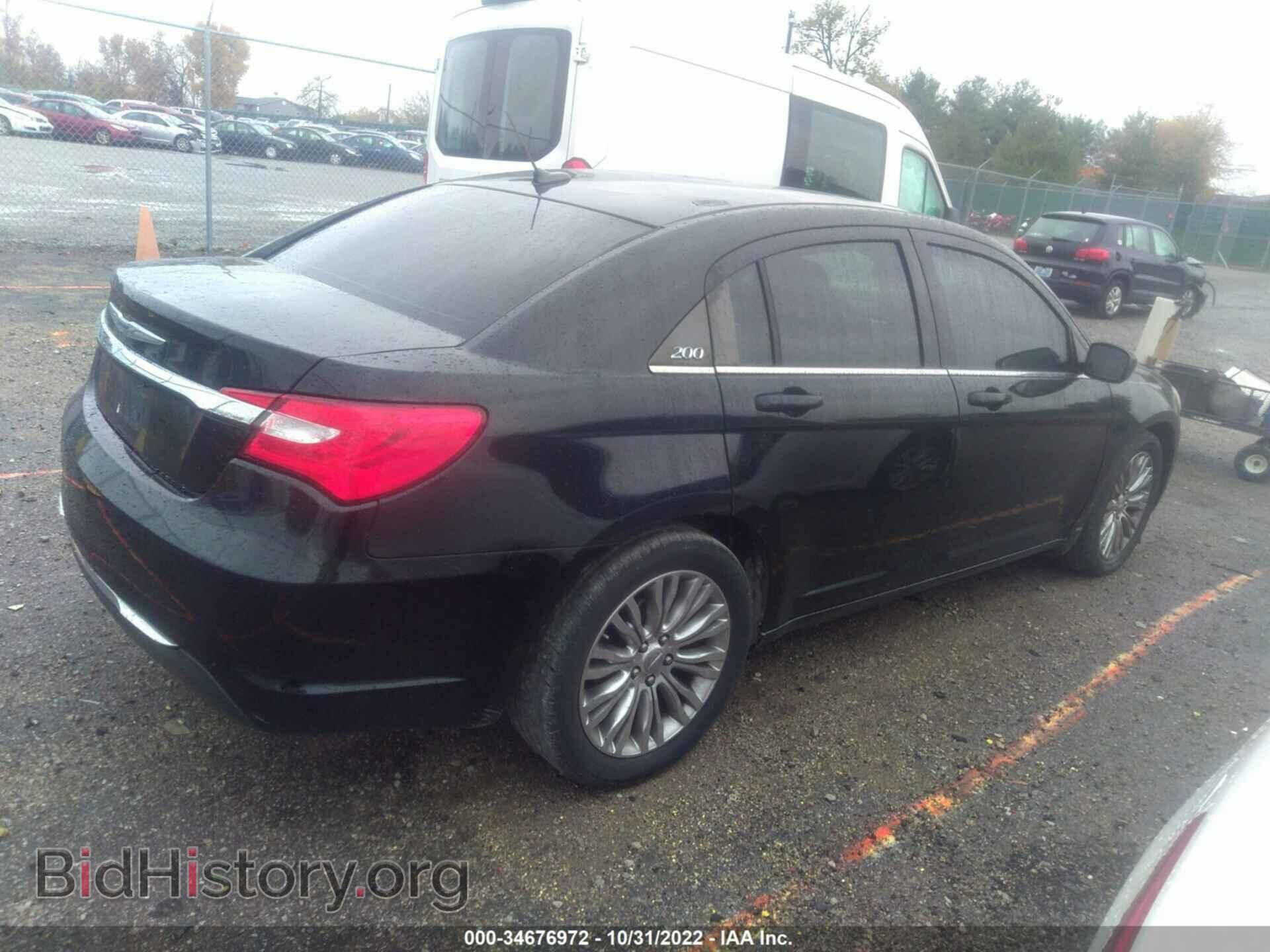 2012 CHRYSLER 200 - VIN: 1C3CCBAB0CN256893 - Фото 4