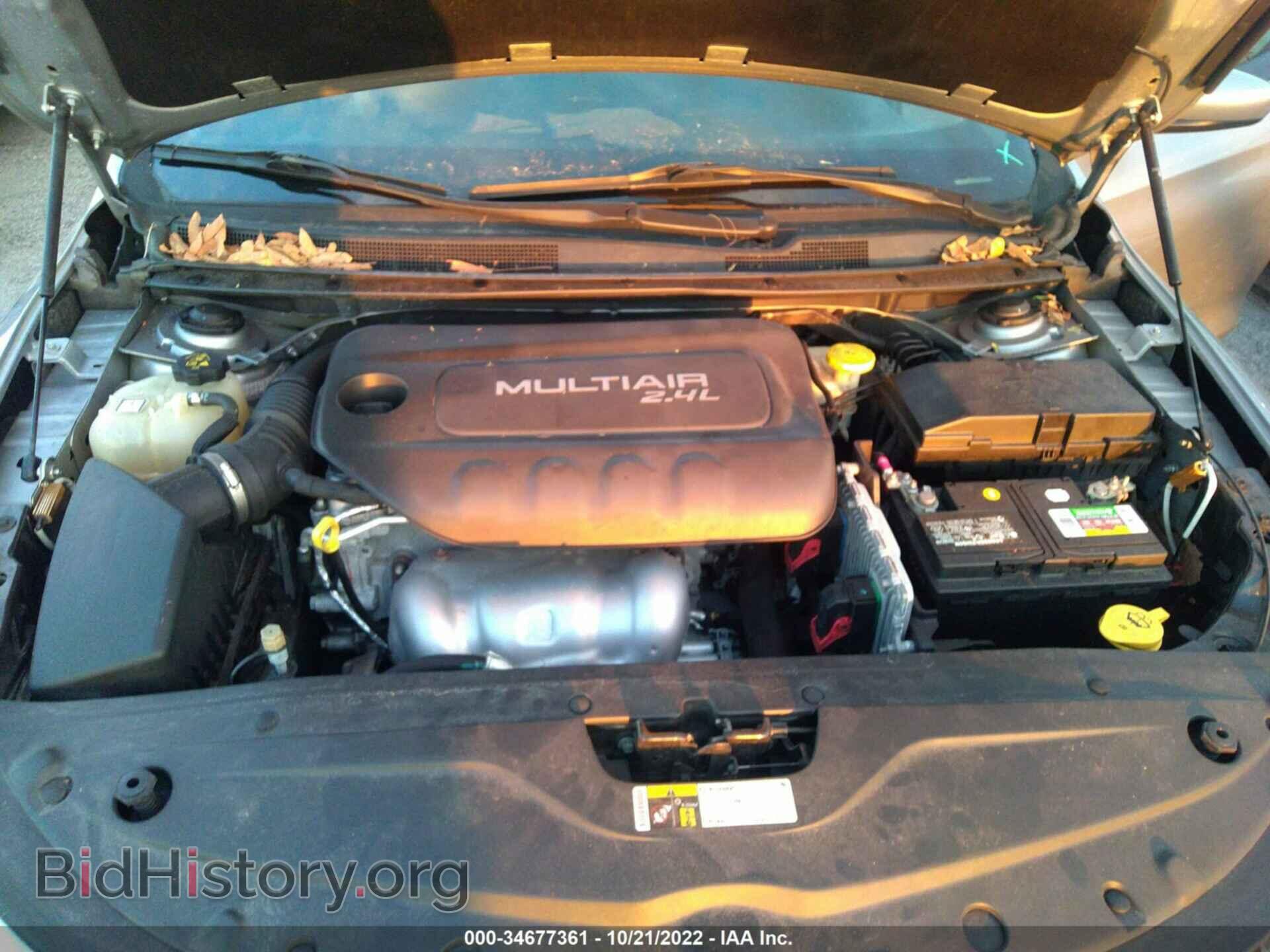 2015 CHRYSLER 200 - VIN: 1C3CCCAB7FN531931 - Фото 10