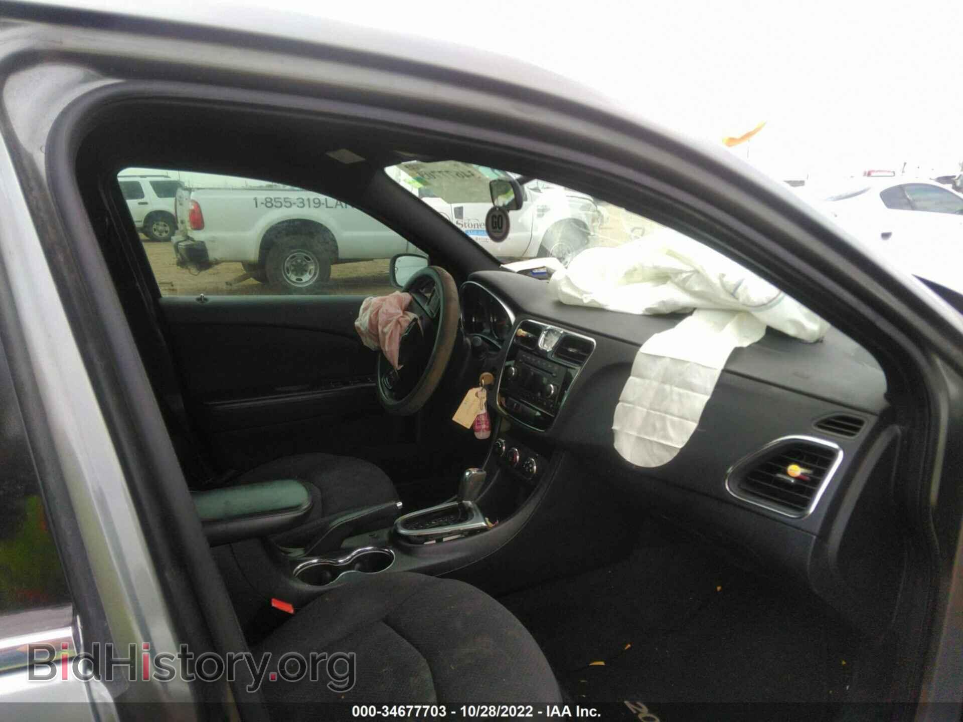 2012 CHRYSLER 200 - VIN: 1C3CCBAB4CN200052 - Фото 5