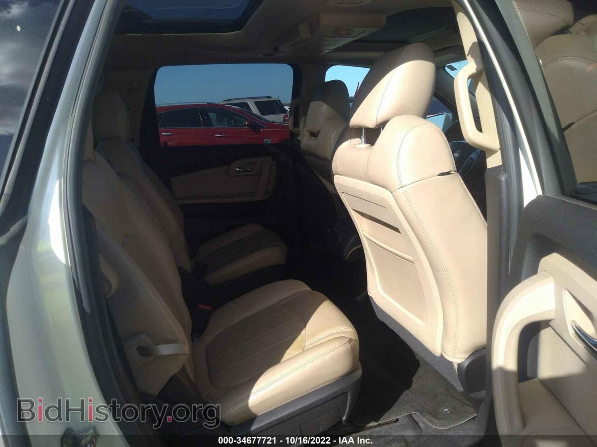 2011 CHEVROLET TRAVERSE - VIN: 1GNKVLED7BJ171727 - Фото 8
