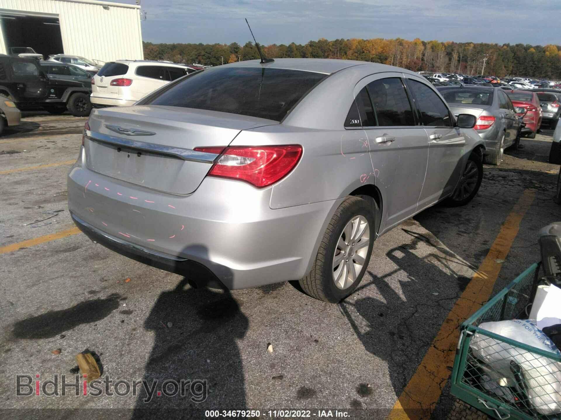 2011 CHRYSLER 200 - VIN: 1C3BC1FG7BN525481 - Фото 4