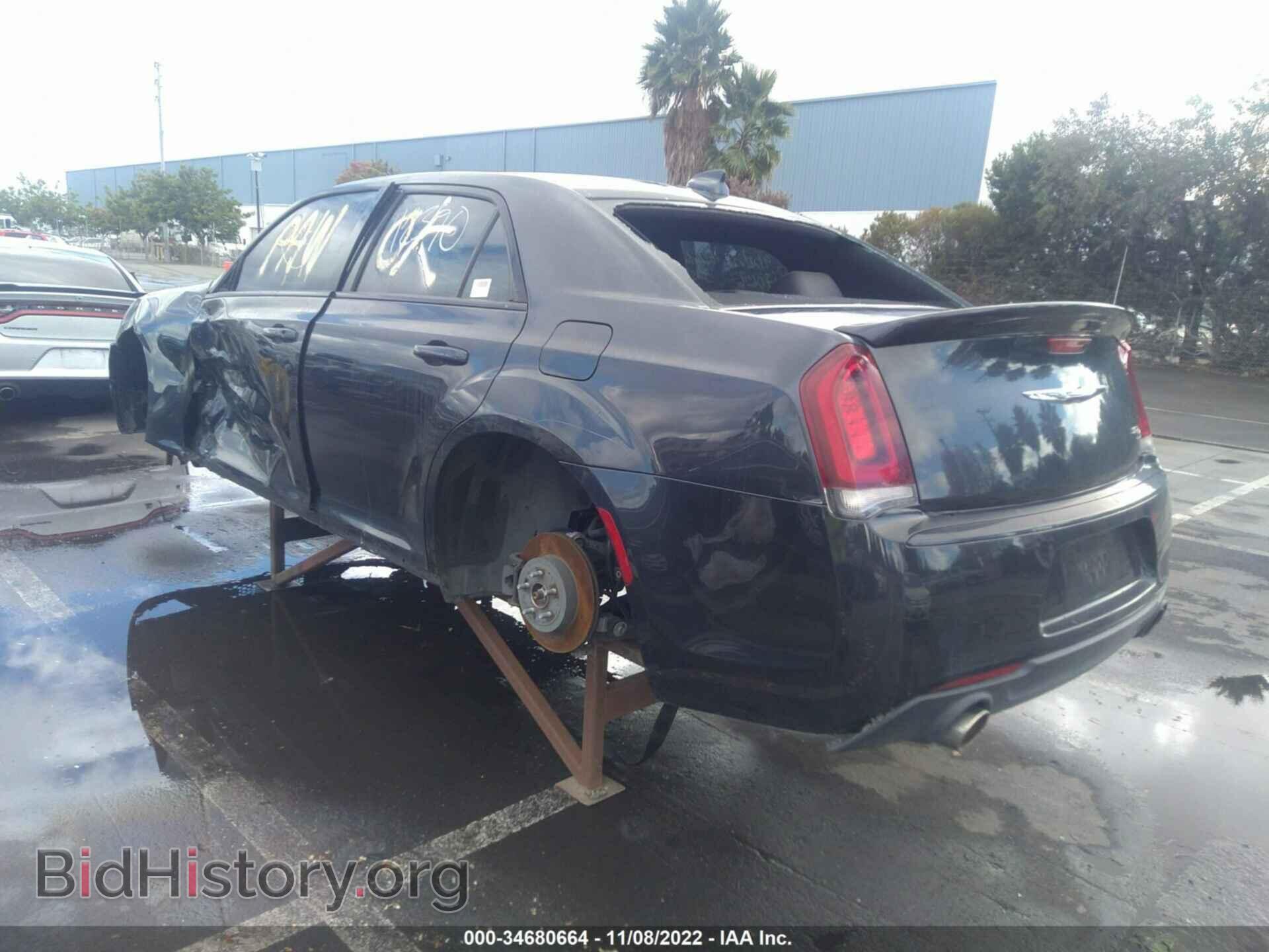 2016 CHRYSLER 300 - VIN: 2C3CCABT7GH170626 - Фото 3