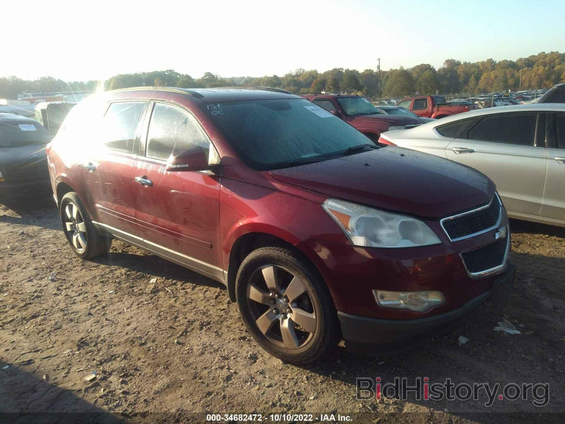 Photo 1GNKVGED6BJ253620 - CHEVROLET TRAVERSE 2011