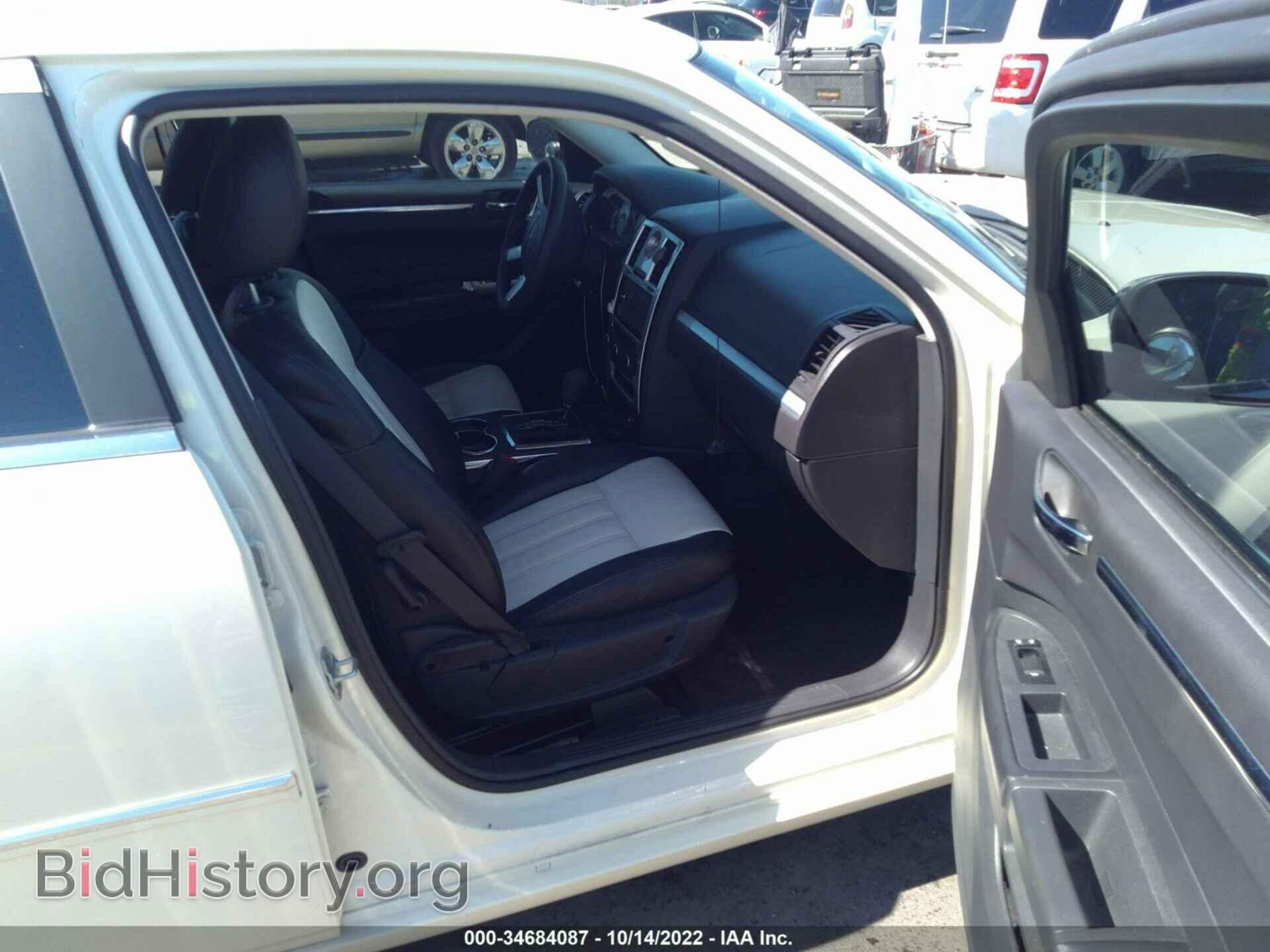 2010 CHRYSLER 300 - VIN: 2C3CA4CD6AH221796 - Фото 5