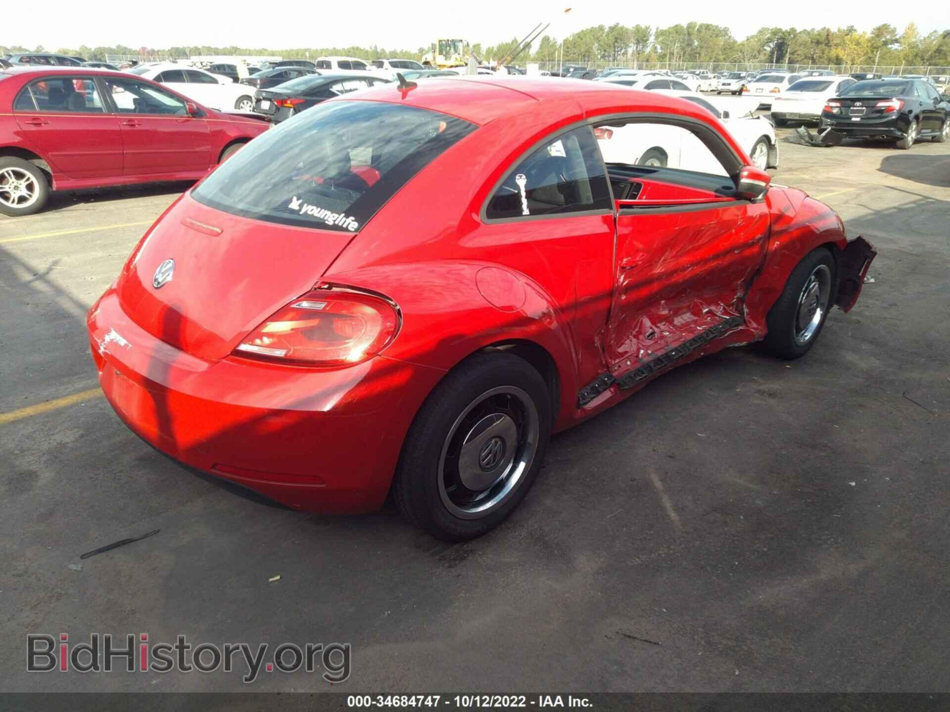 2012 VOLKSWAGEN BEETLE - VIN: 3VWJP7AT2CM648360 - Фото 4