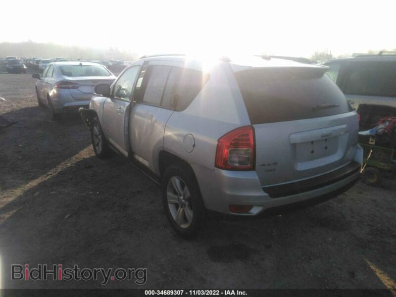 2011 Jeep COMPASS (VIN 1J4NF1FB3BD271725) — фото 3 из 11