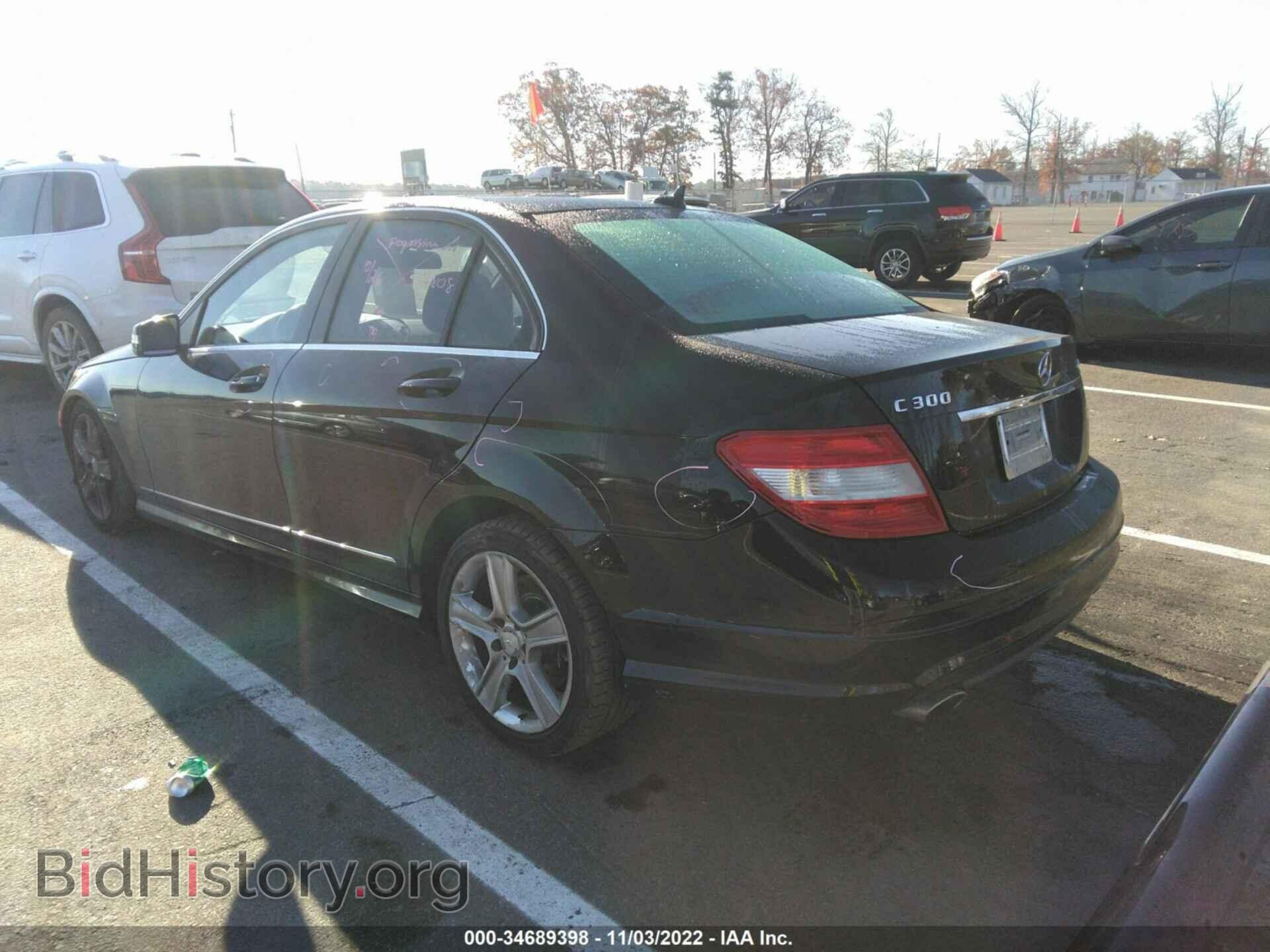 2011 MERCEDES-BENZ C-CLASS - VIN: WDDGF8BB5BR181532 - Фото 3