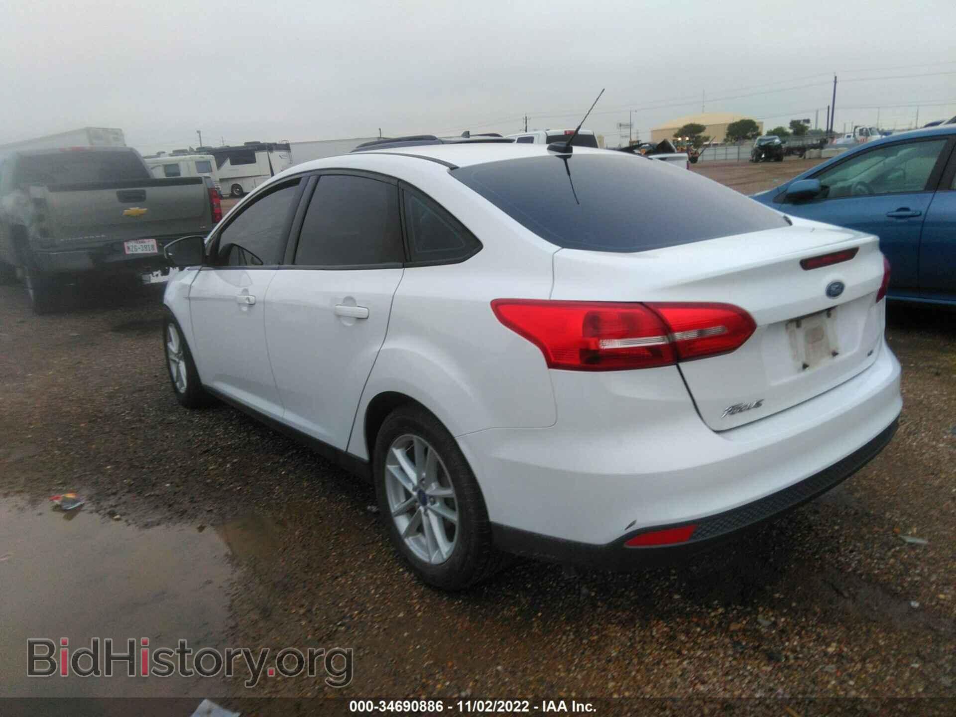 2017 FORD FOCUS - VIN: 1FADP3F27HL235437 - Фото 3