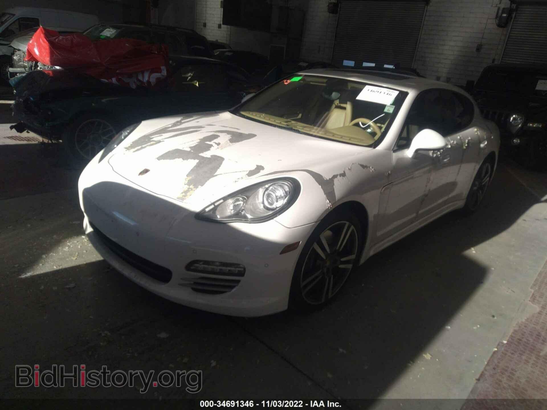 2011 PORSCHE PANAMERA - VIN: WP0AA2A76BL011093 - Photo 2