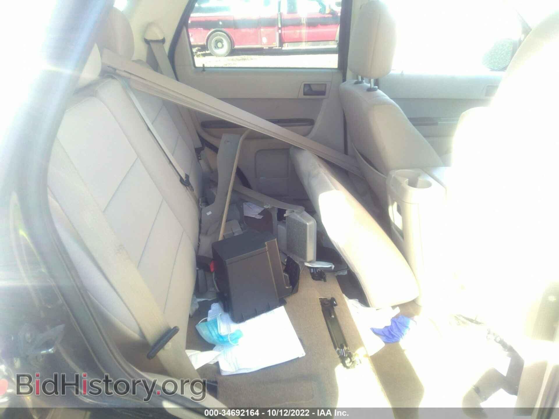 2011 FORD ESCAPE - VIN: 1FMCU5K30BKC53828 - Фото 8
