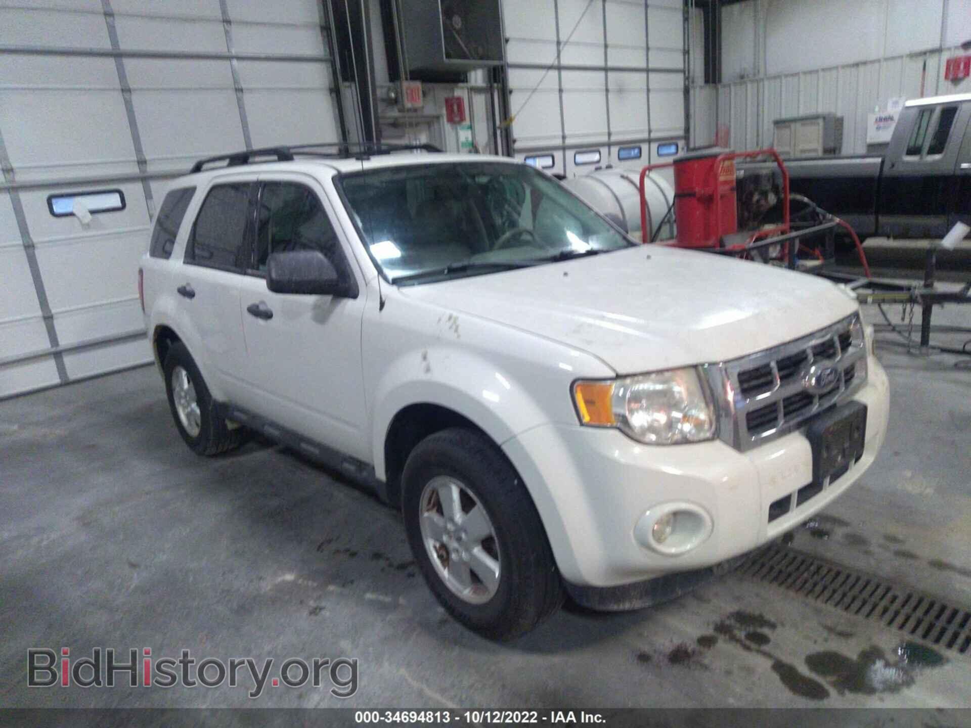 Фотография 1FMCU0DG0BKB62867 - FORD ESCAPE 2011