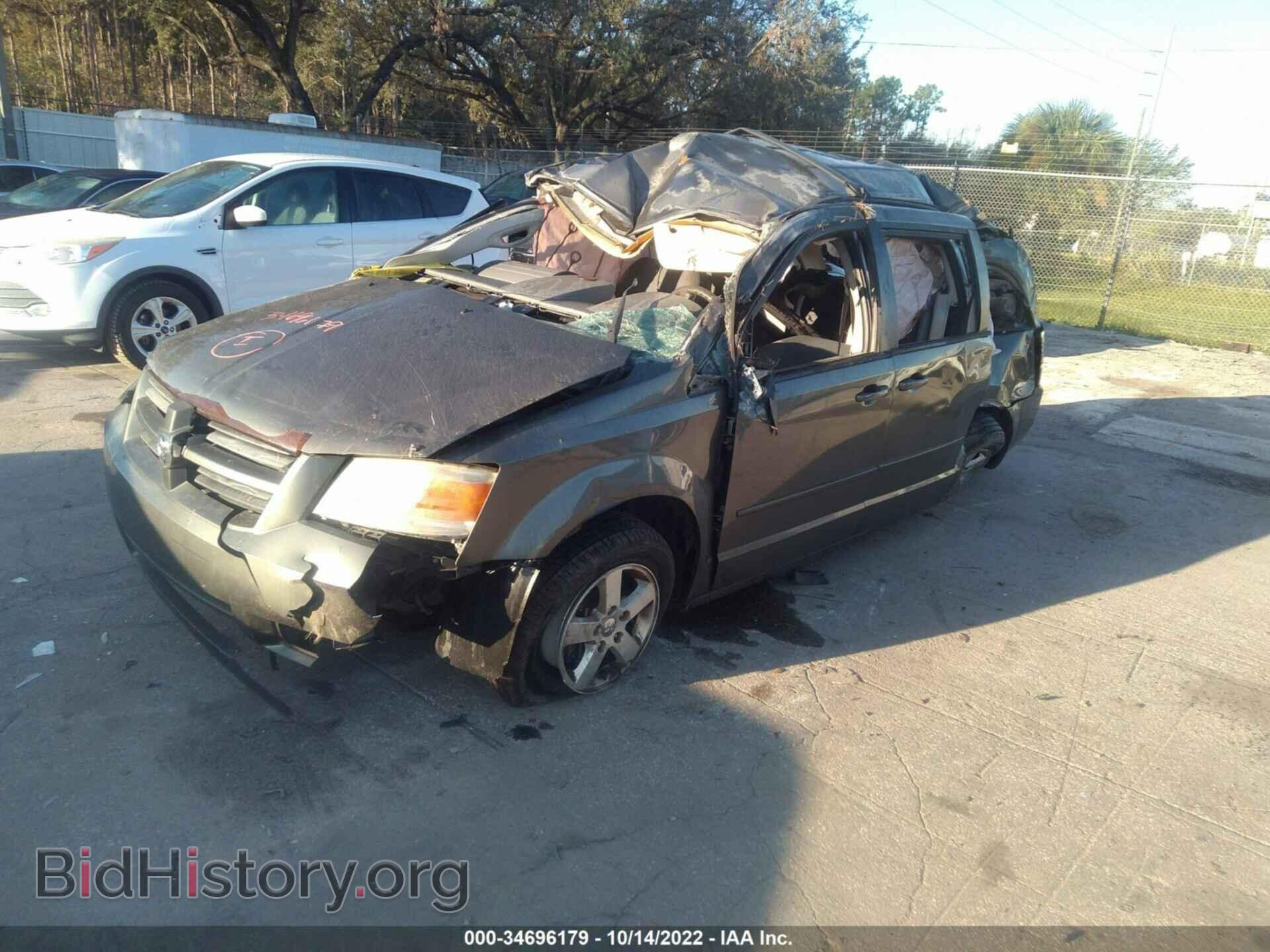 2010 DODGE GRAND CARAVAN - VIN: 2D4RN3D11AR411320 - Фото 2