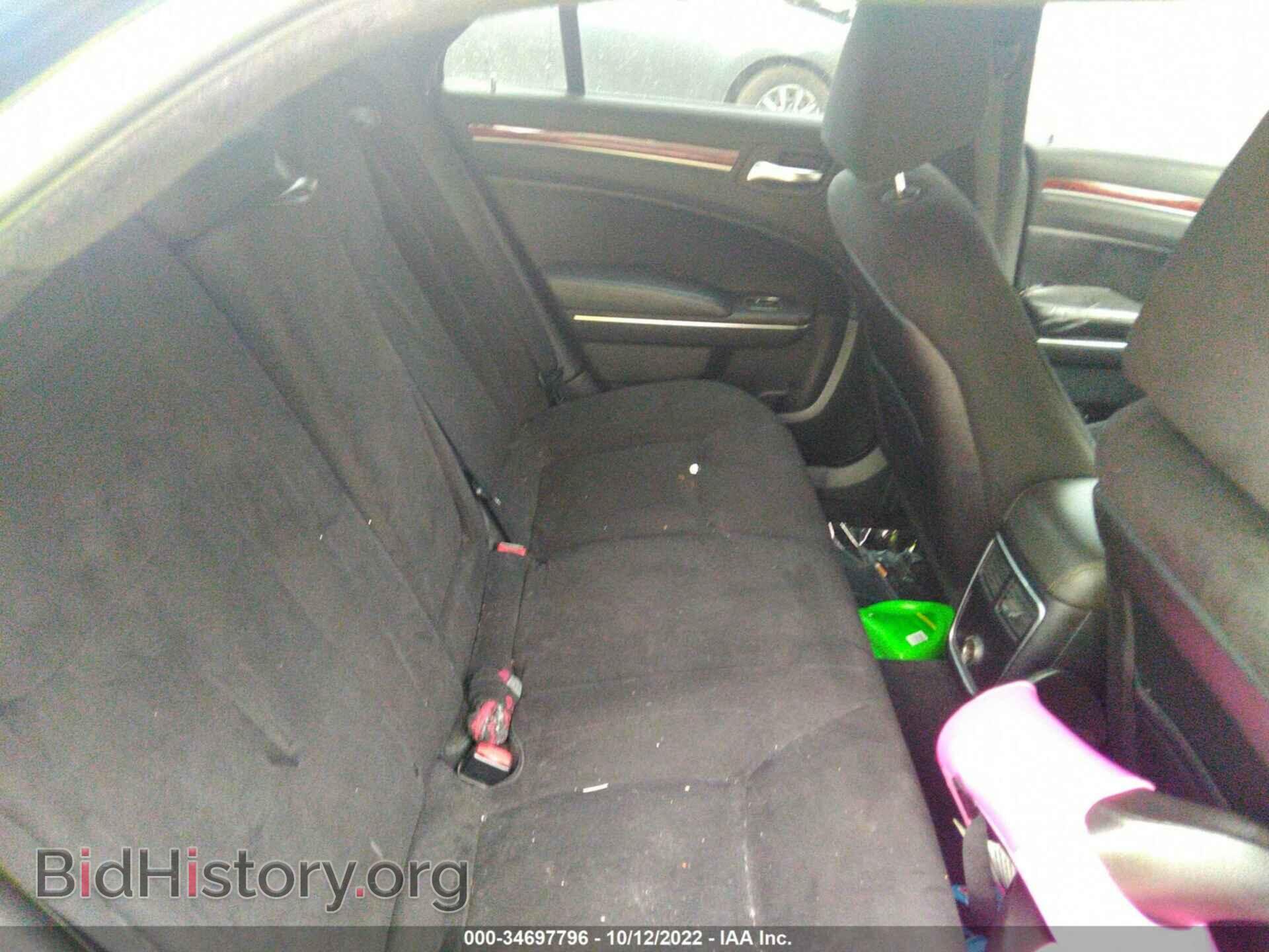 2012 CHRYSLER 300 - VIN: 2C3CCAAG2CH176087 - Фото 8