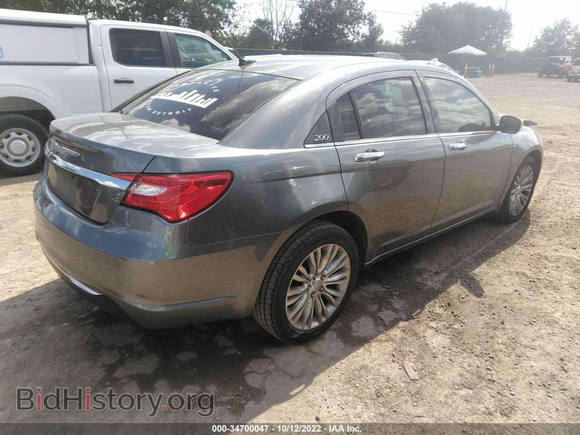 2012 CHRYSLER 200 - VIN: 1C3CCBCB0CN162106 - Фото 4