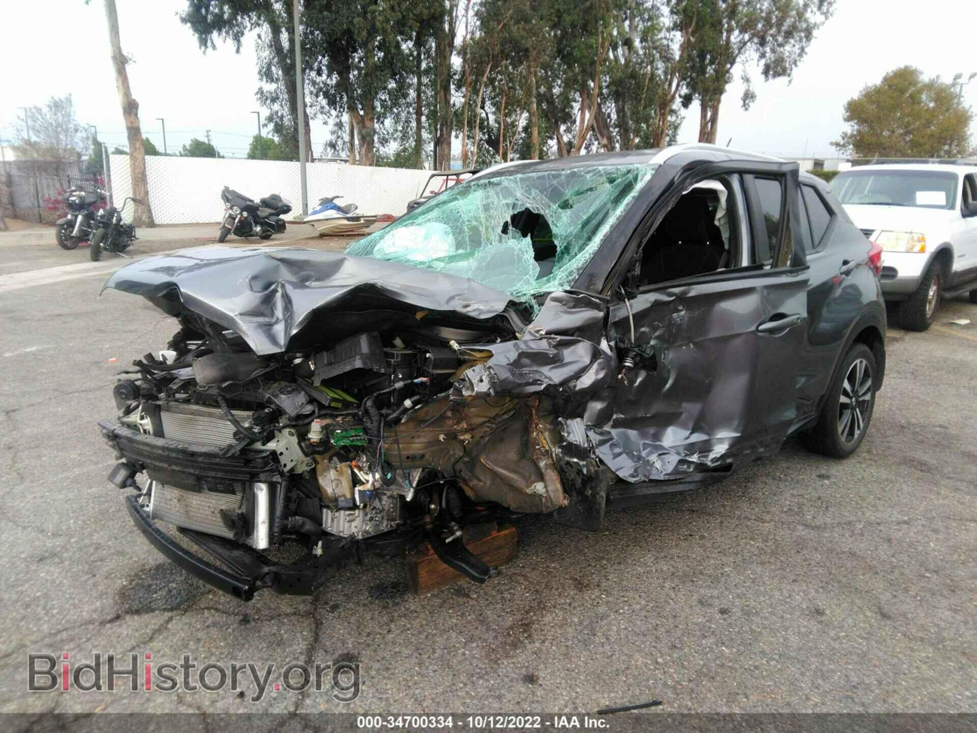 2019 NISSAN KICKS - VIN: 3N1CP5CU3KL472061 - Фото 2