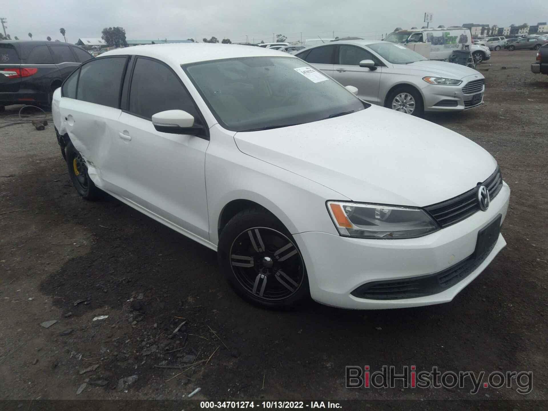 Фотография 3VWDP7AJXCM315402 - VOLKSWAGEN JETTA SEDAN 2012