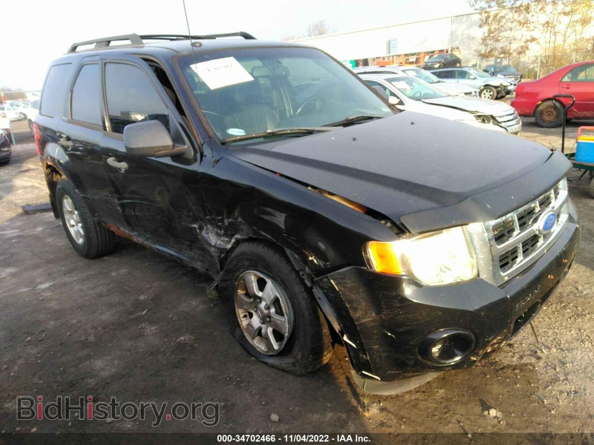 Фотография 1FMCU0D73BKC20213 - FORD ESCAPE 2011