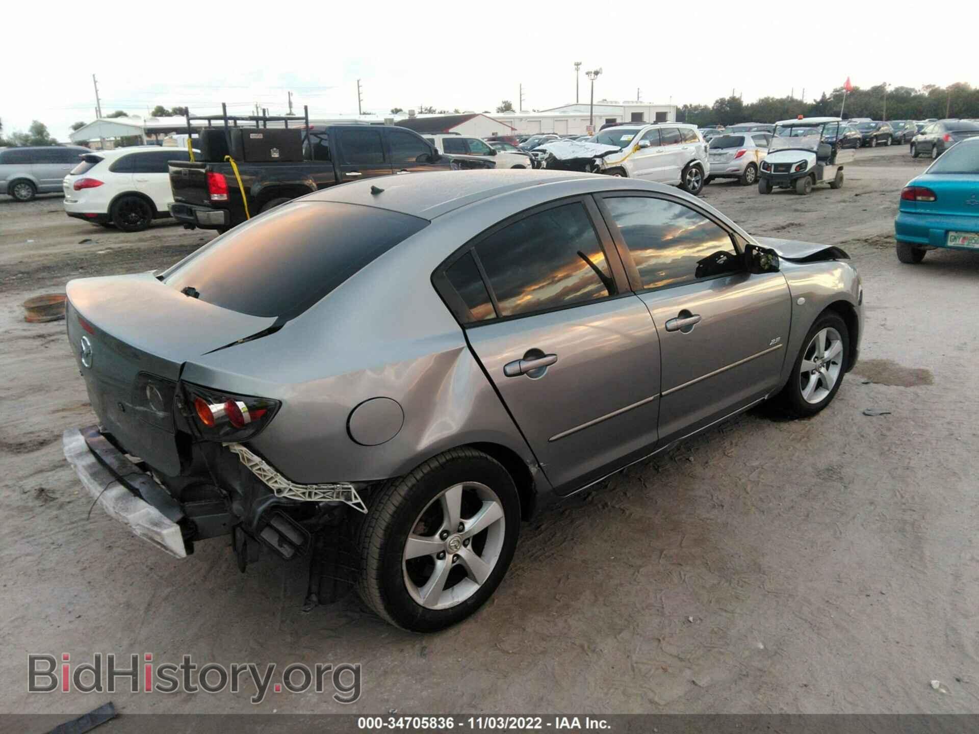 2006 MAZDA MAZDA3 - VIN: JM1BK323661488739 - Фото 4